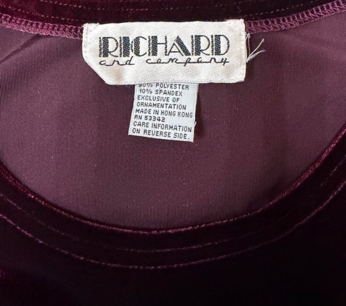 Vintage Richard & Co Burgundy Velvet Top Floral Applique Long Sleeve Women’s