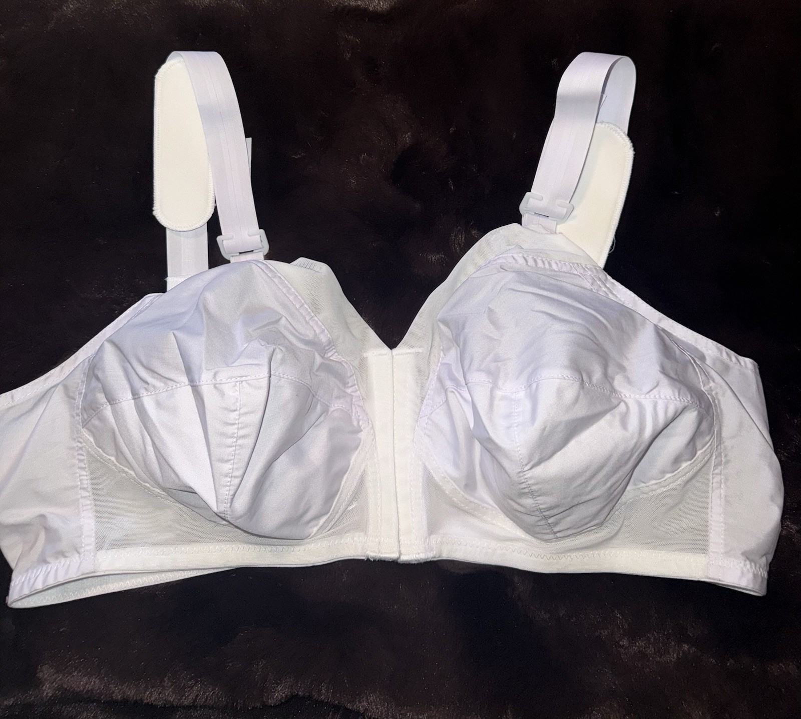 Vintage Exquisite Form Bra 42c Front Hook White Wireless