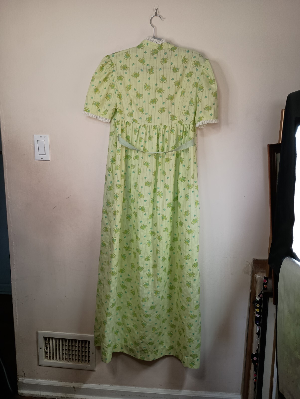 Vintage Dressing Gown Robe Gaymode for JC Penney Cotton Floral Ribbon Belt EUC