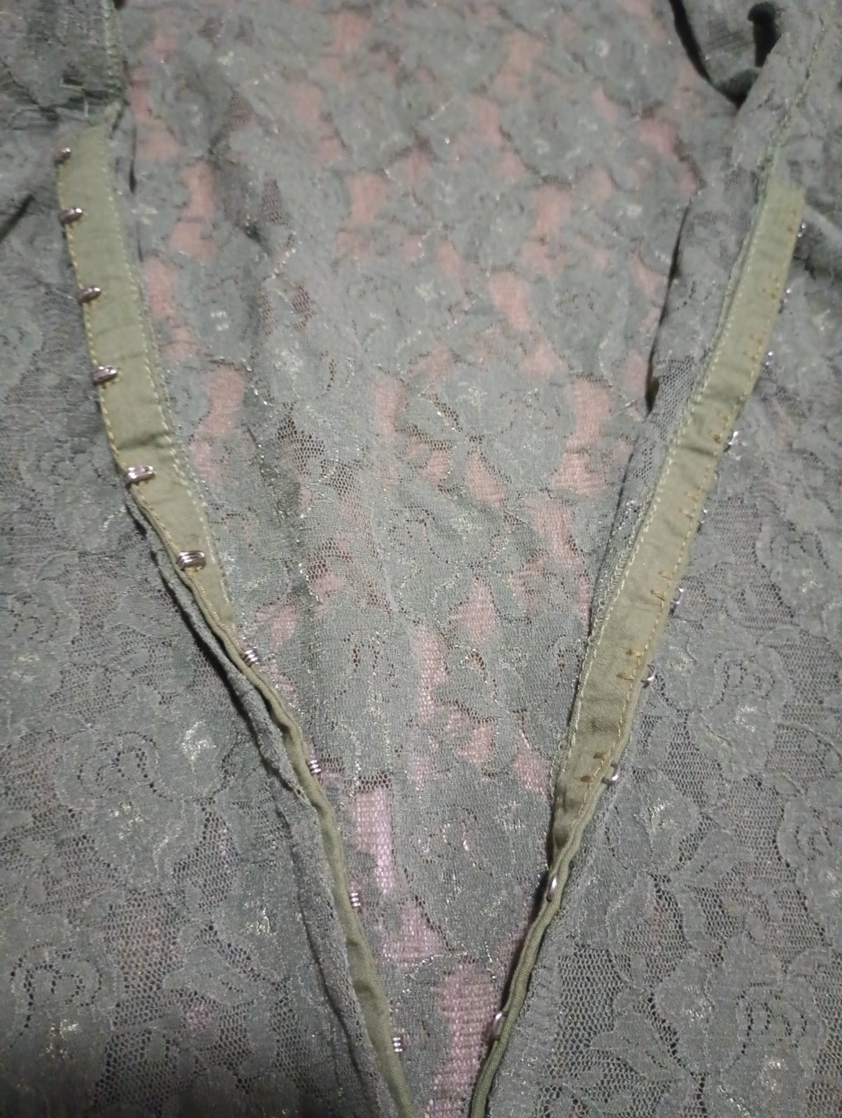 Vtg Y2K JKLA CALIFORNIA Olive Army Green Stretch Rose Floral Lace Sheer Top L
