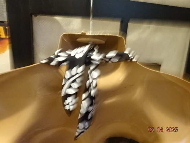 WHITE STAG HALTER SWIMSUIT (XL 16/18) Blk/White Floral Padded Bra 1-Piece NWT
