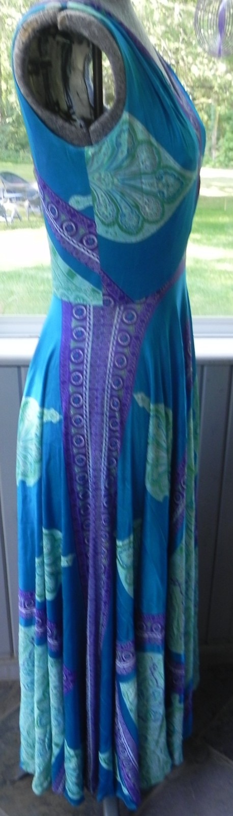 VTG Elinor Gay Original Long Full Sleeveless V-Neck Dress Blues & Purple Print!