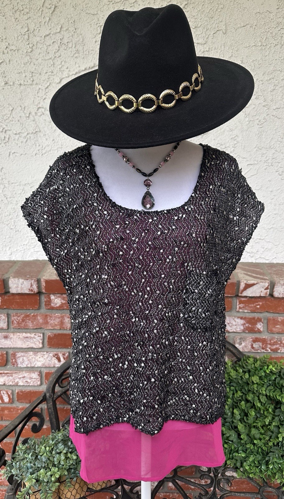 Vintage Fora Boucle Top; Black/Silver Threads W/Sequins; Hot Pnk Lining; Sz Lrg
