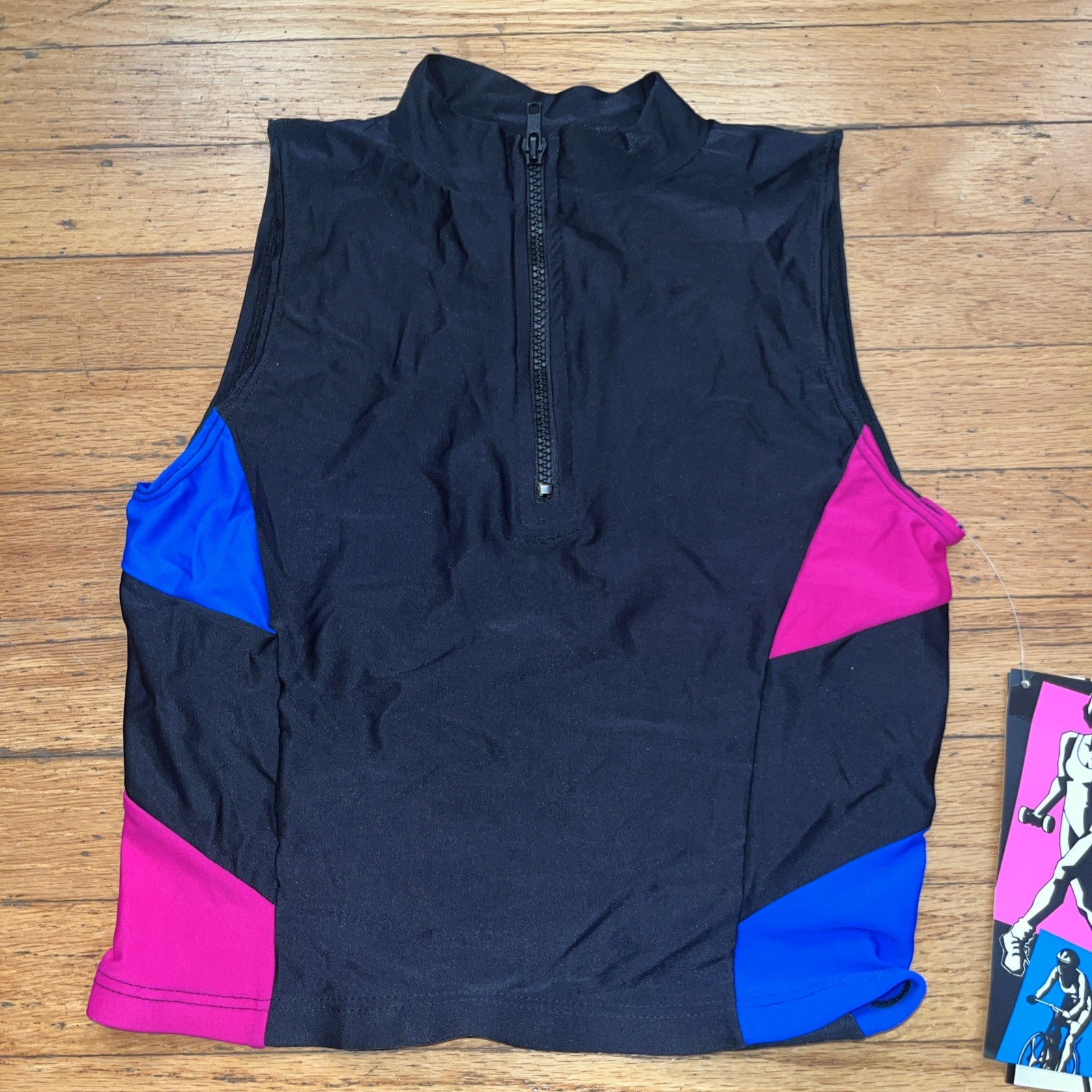 Vintage Aerodynamics Marika 80s Dance Geometric exercise top medium