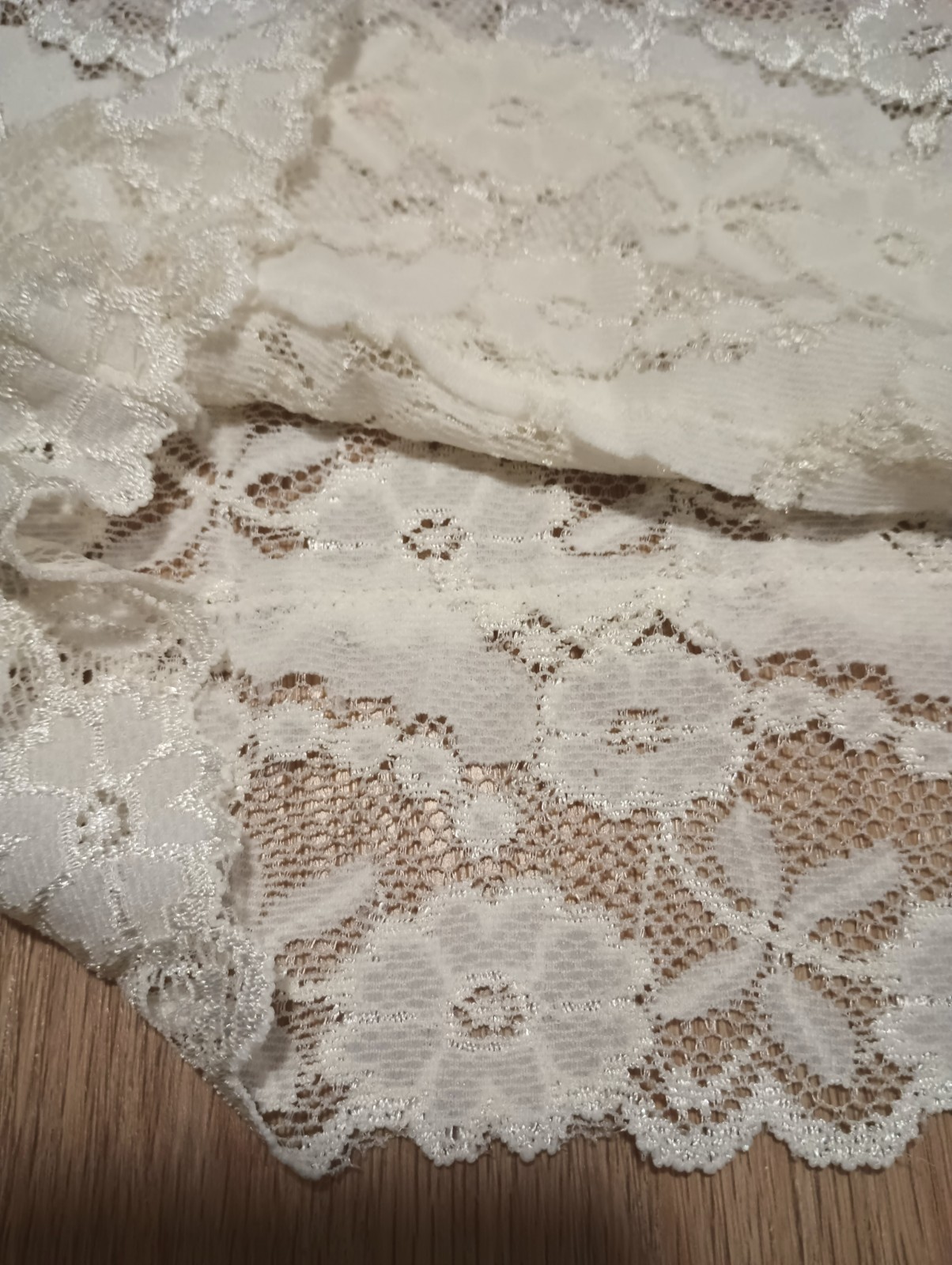 Vtg 80s Stretchy Sheer Chantilly Lace Padded White Cami Top bustier XS