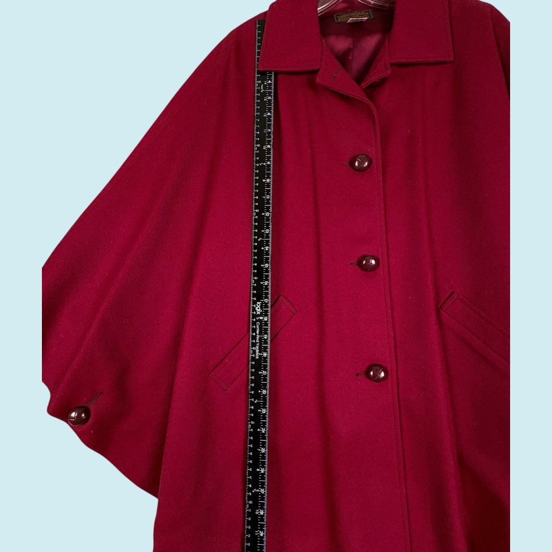 C.C. Filson & Eddie Bauer Vintage Cape Women’s Medium Red 100% Virgin Wool Coat