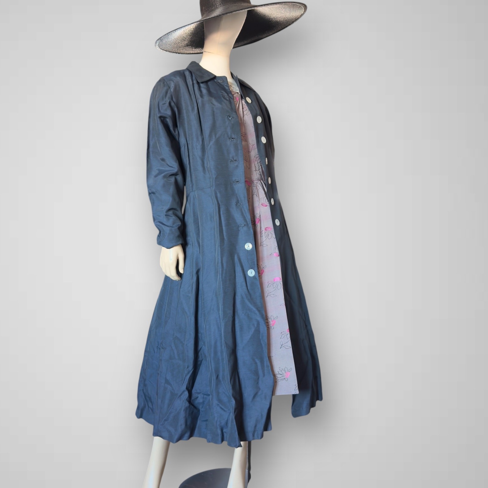 Vintage 1940s New Look Black Silk Duster Princess Coat Button Front Jacket Small