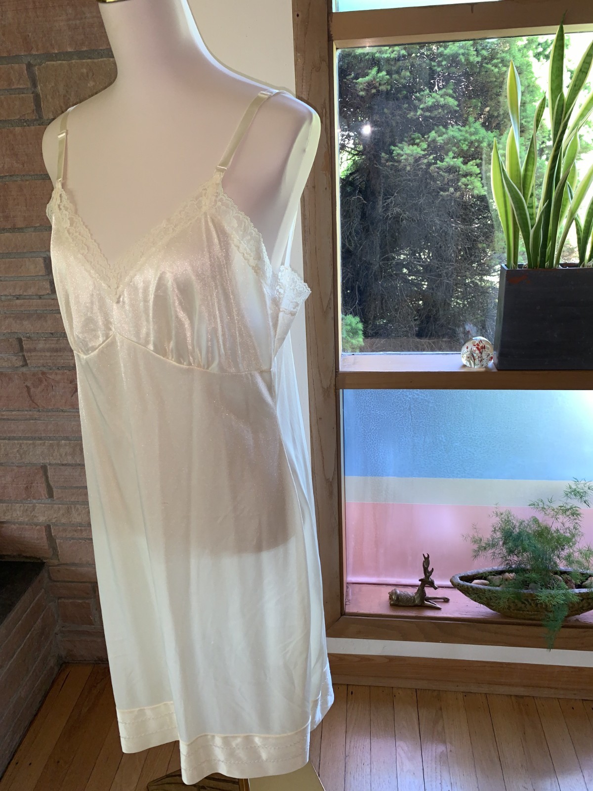 Vintage ILGWU Union Made Ivory Lace Slip Dress Women’s 40