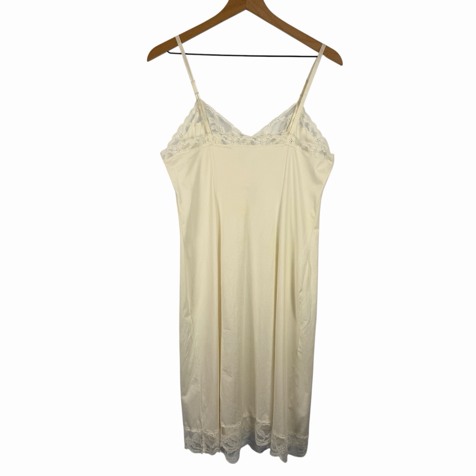 Vintage VANITY FAIR Full Slip Ivory Size 36 Lace Trim Indie Sleaze Dress Midi