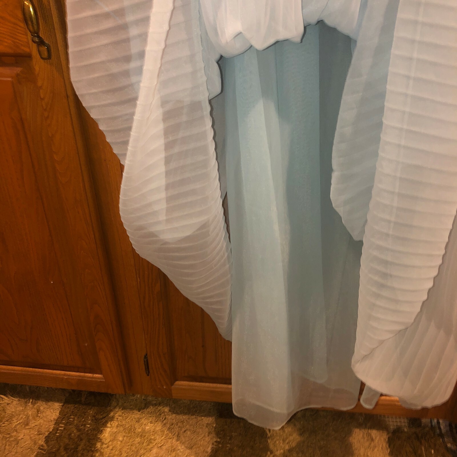 Ladies vtg lt blue accordion pleated nylon 2-piece negligee&cover, Evette, SMALL
