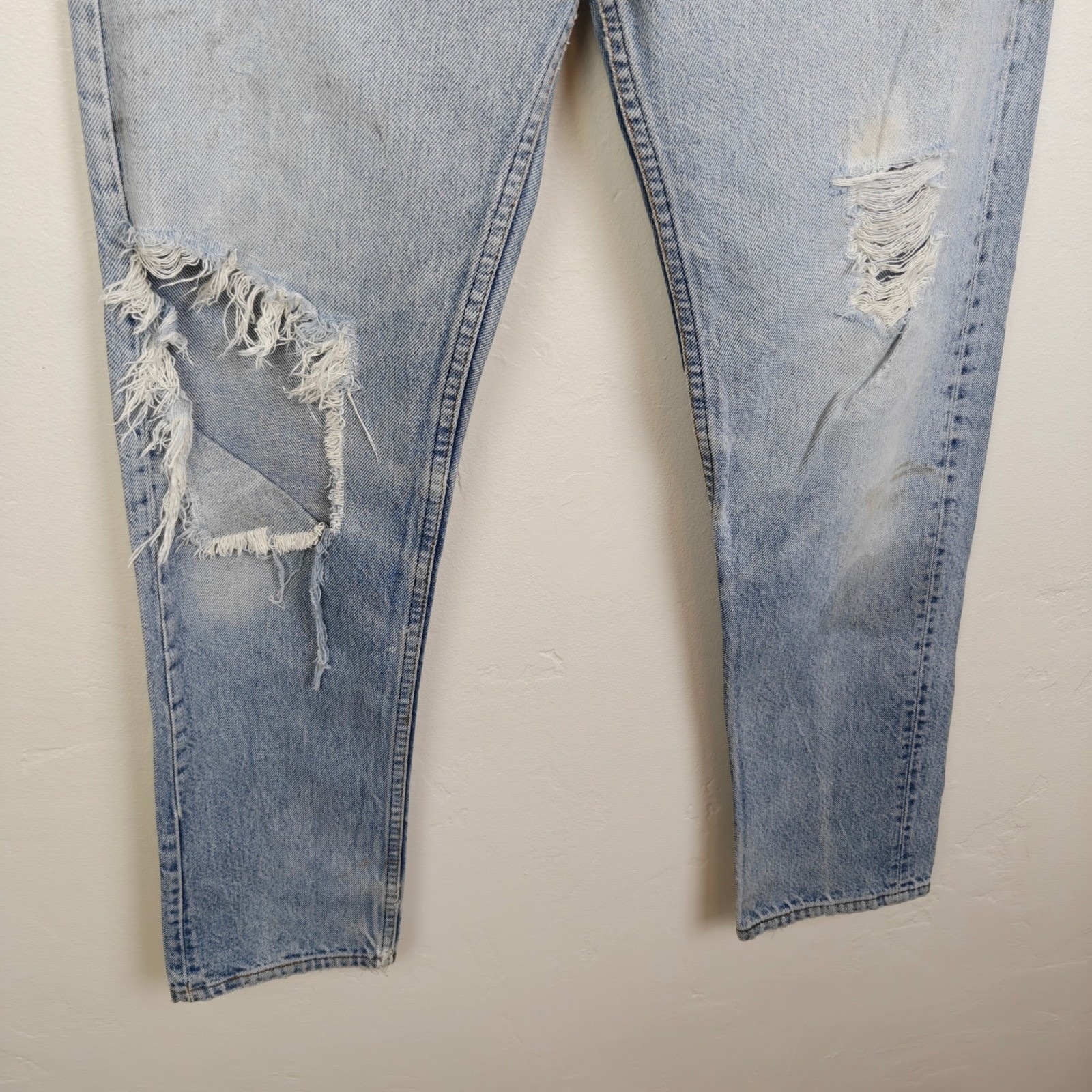Vintage 90s Levi’s 505 Jeans Womens 26 Light Wash Distressed Grunge Aesthetic