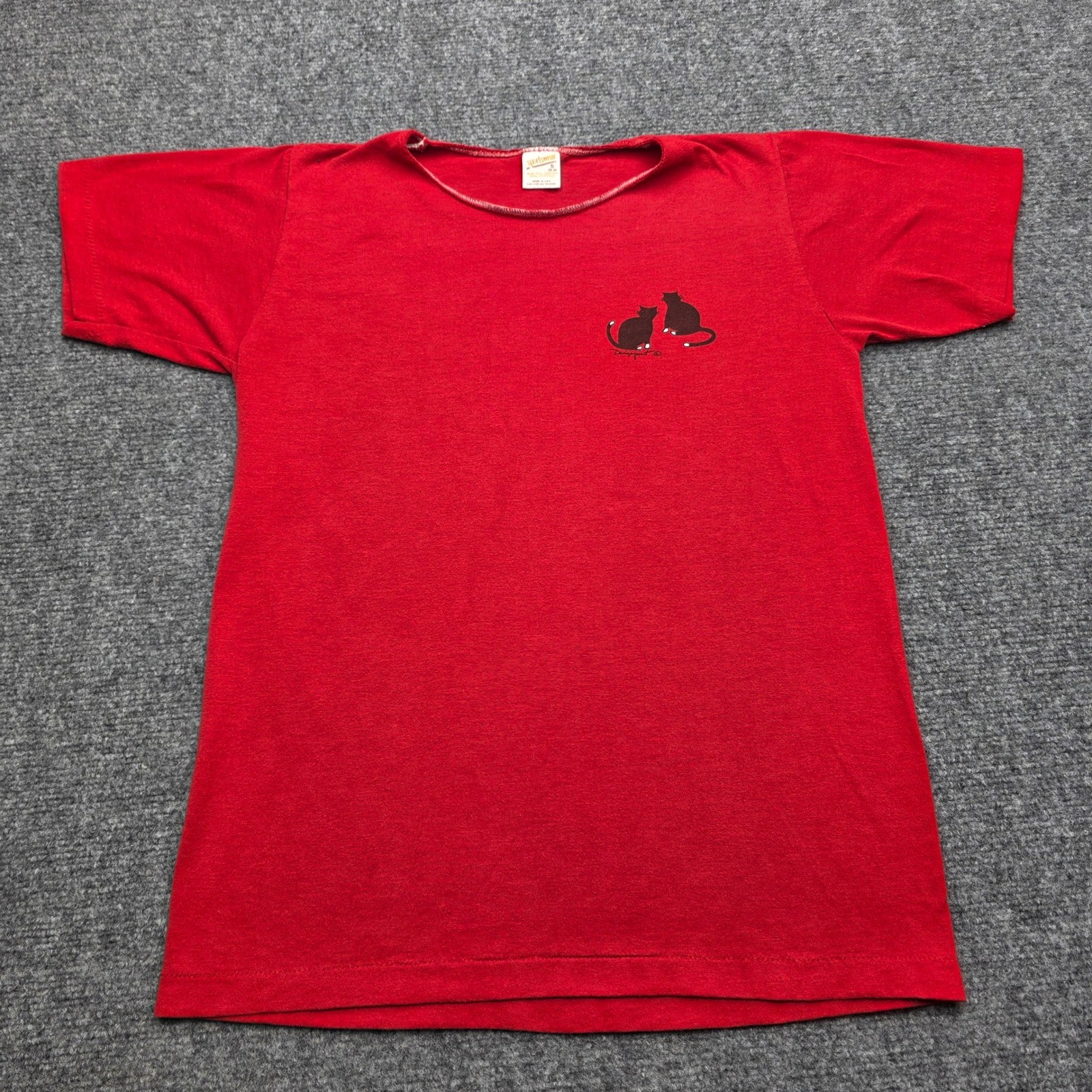 Vintage 80s Black Cat Graphic T-Shirt Small Red Sportswear 50/50 Made in USA