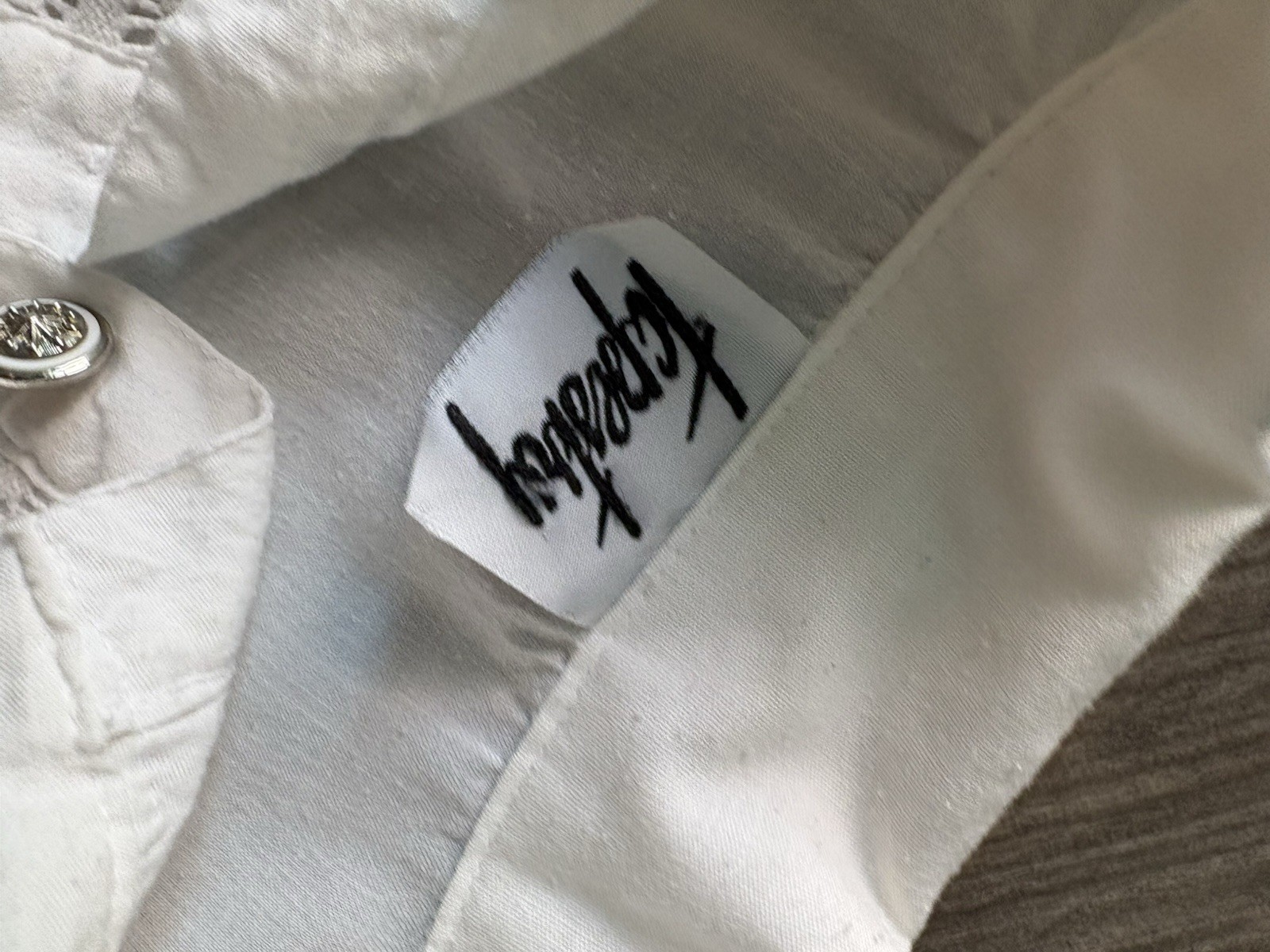 80’s Vintage Victorian Cotton Button Up Large Large Sleeve White Buttons
