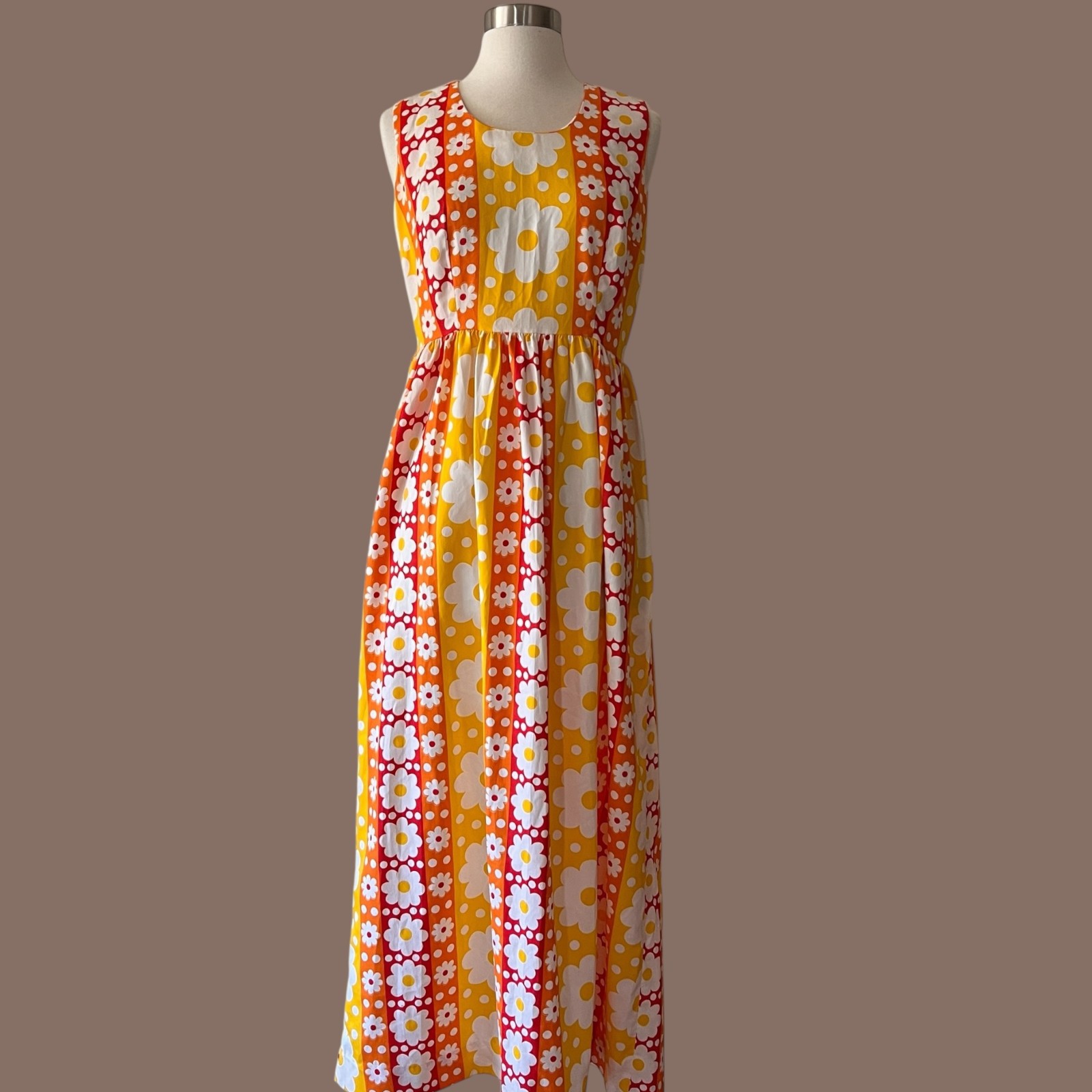 Vintage Concept 70s Swirl Floral Maxi Dress
