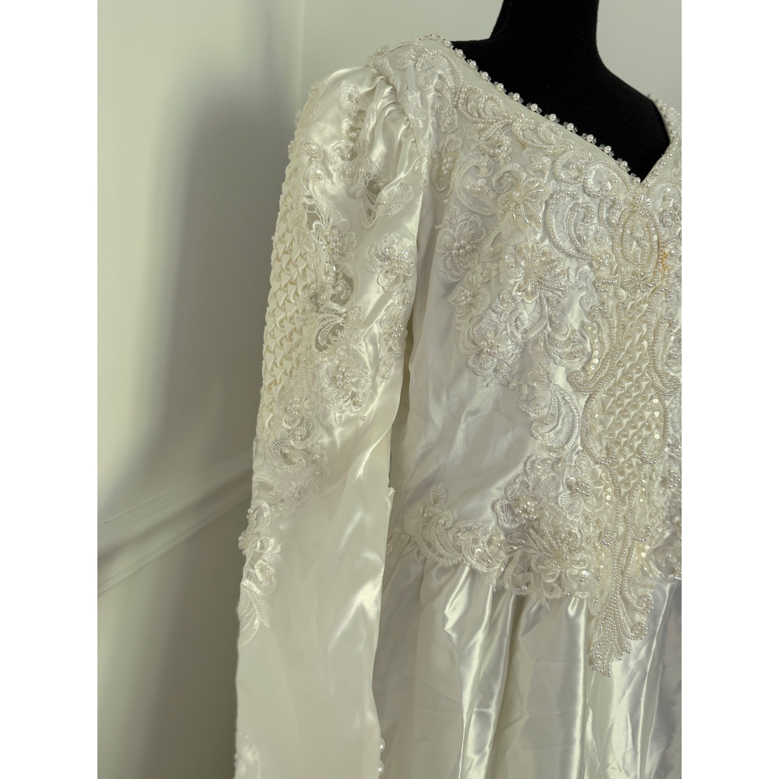 Vintage Ivory Satin Beaded bride Wedding Dress Long Sleeve Train 80s XL