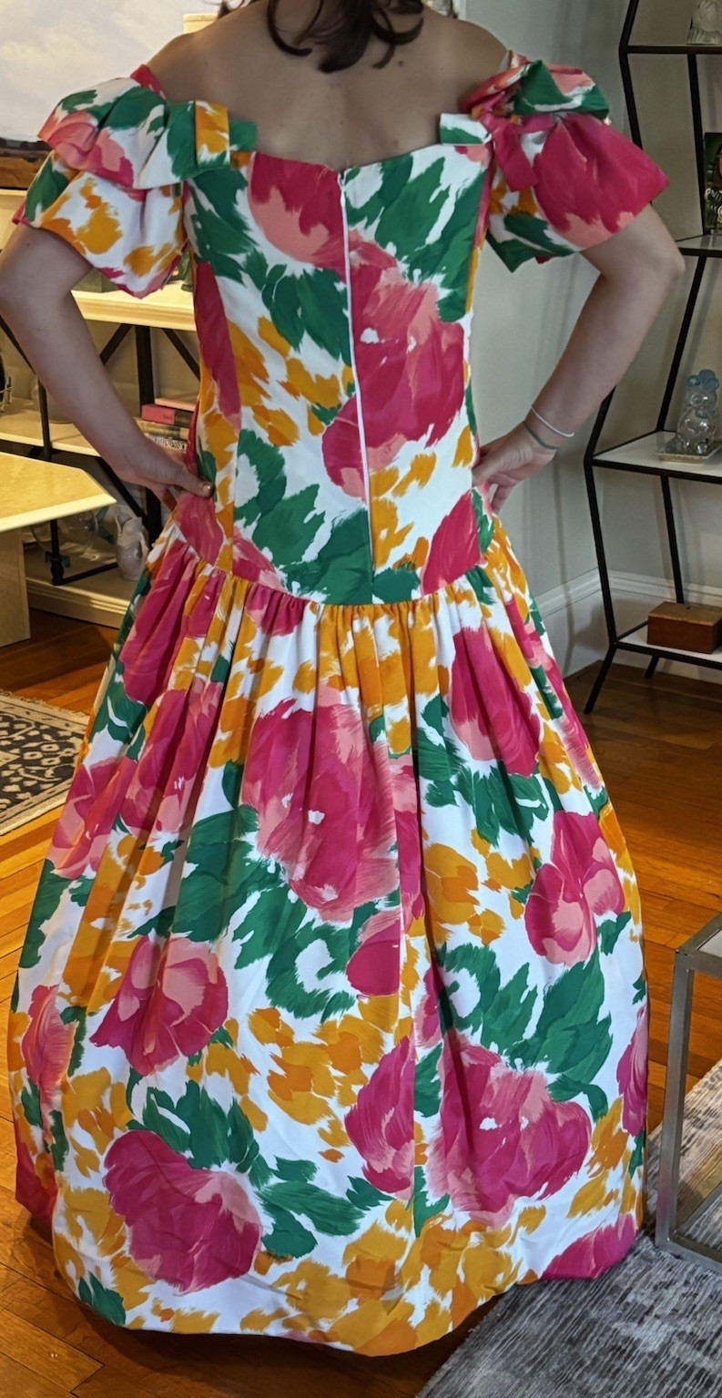 Arnold Scaasi 1980s Floral Silk Evening Gown Size 8. SHOWSTOPPER