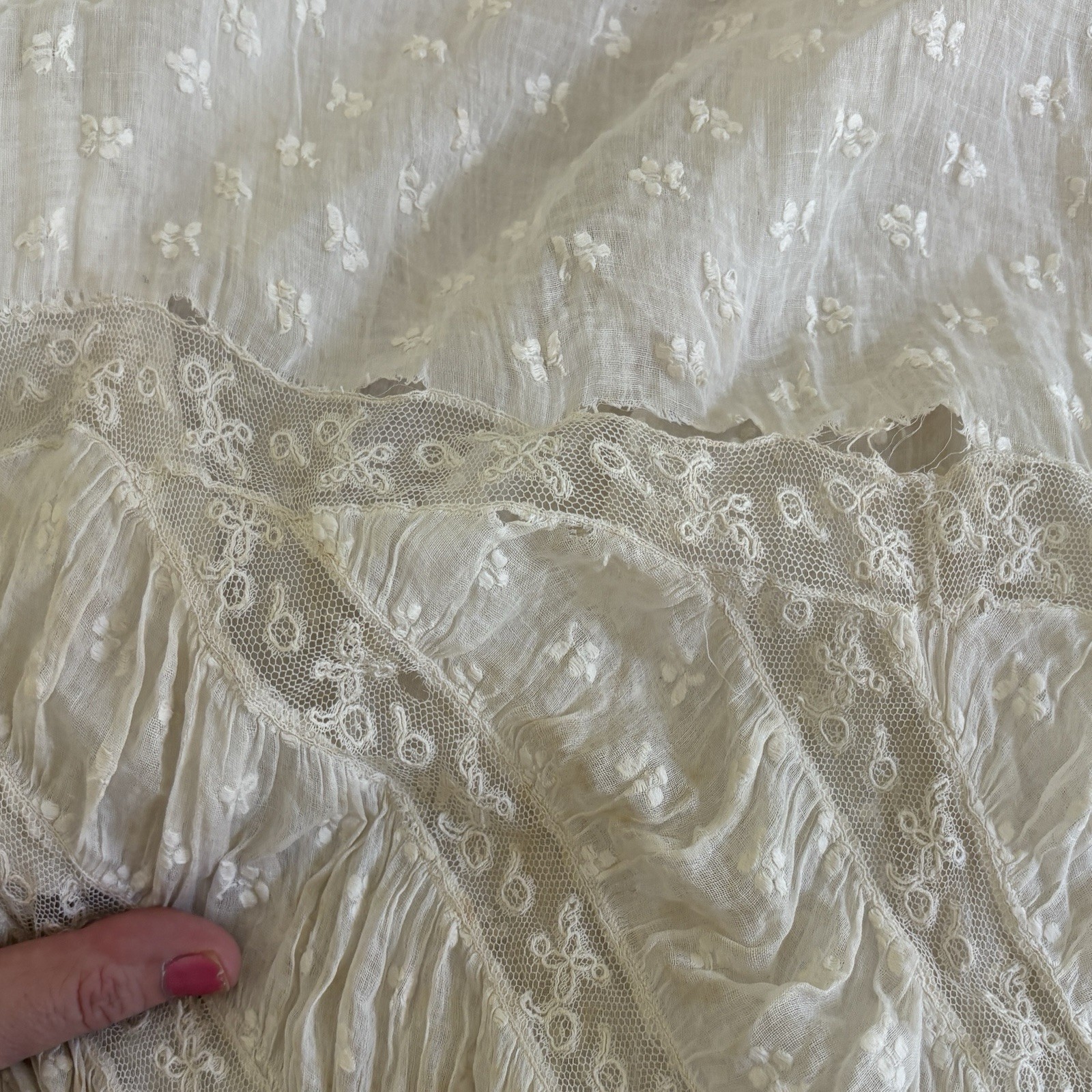Antique 1800’s White Lace Women’s 42 In Long Skirt W/ Pocket Tiered Ruffles VTG