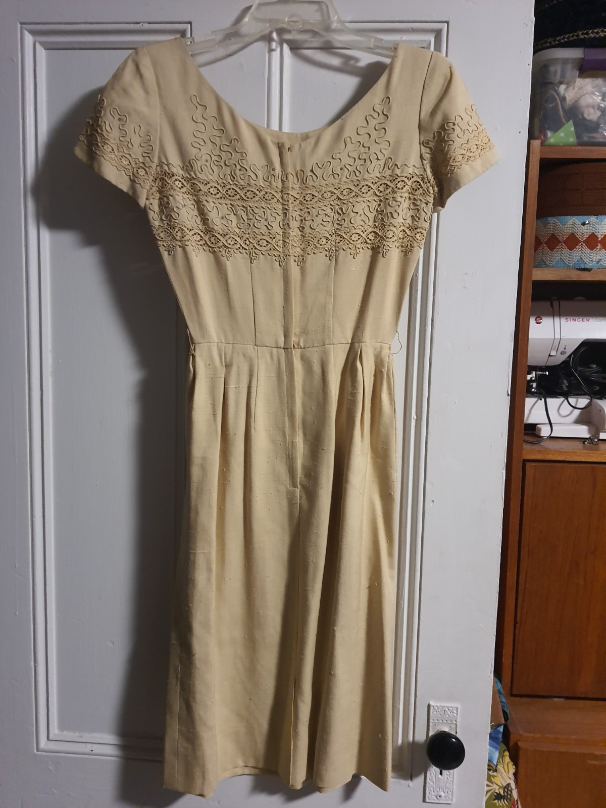 Vintage 50s Carlye Butter Cream Linen Embroidered Collar Midi Party Dress A Line