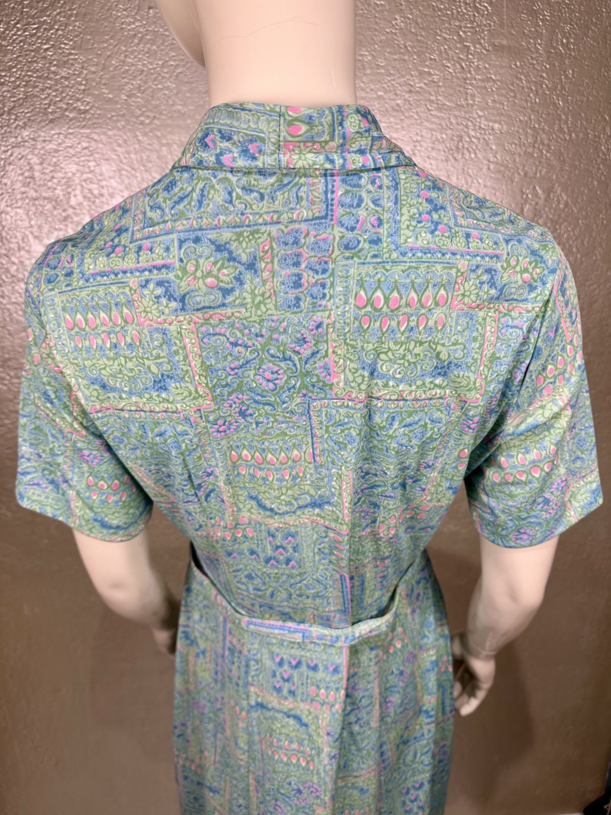 Vintage 1960s SHELTON STROLLER Blue Floral Day Dress M/L Short Sleeve Zip-up