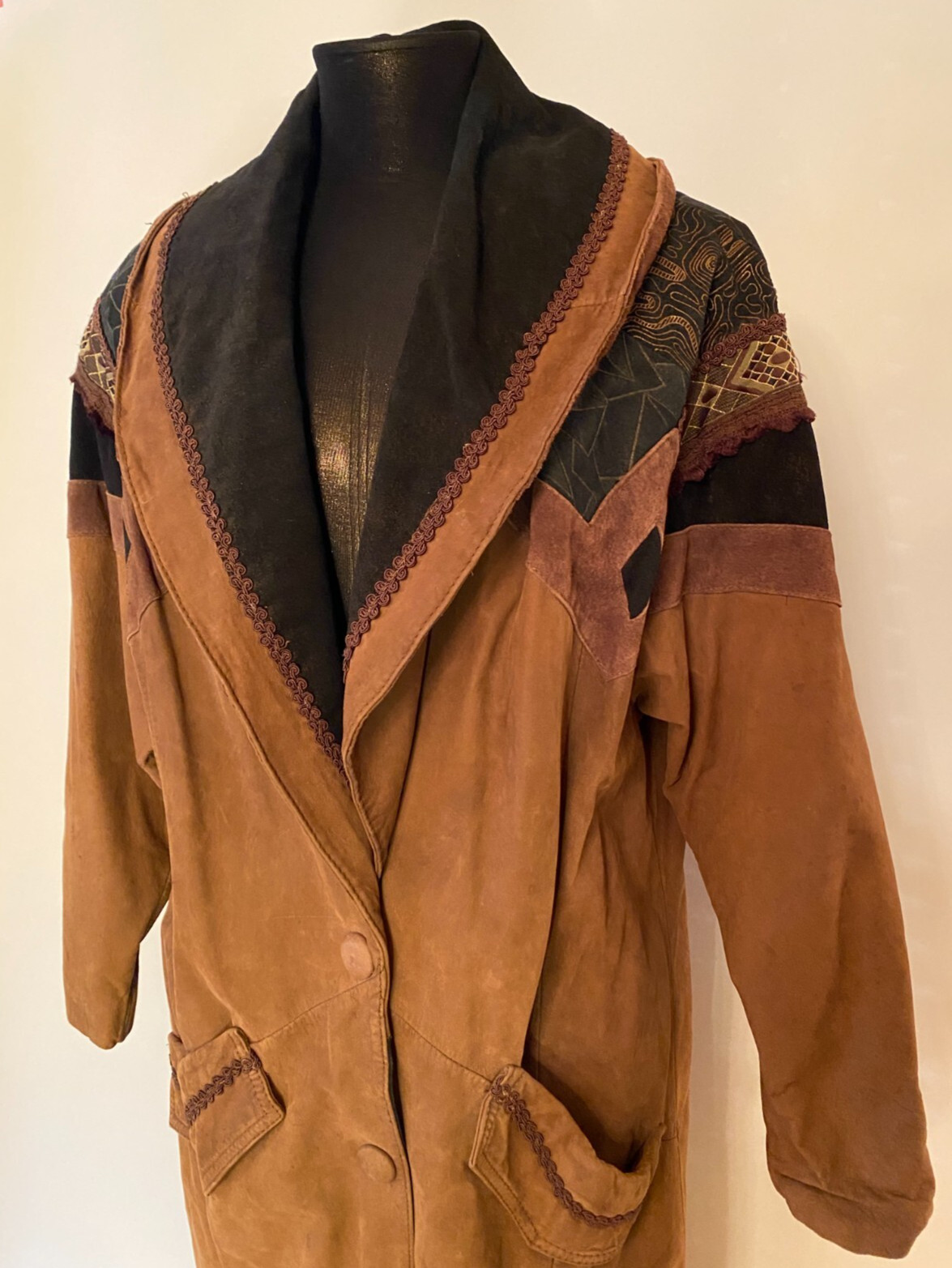 Vintage WESTERN LEATHER COAT Long Suede MEDIUM Brown AZTEC SHAWL Collar G III