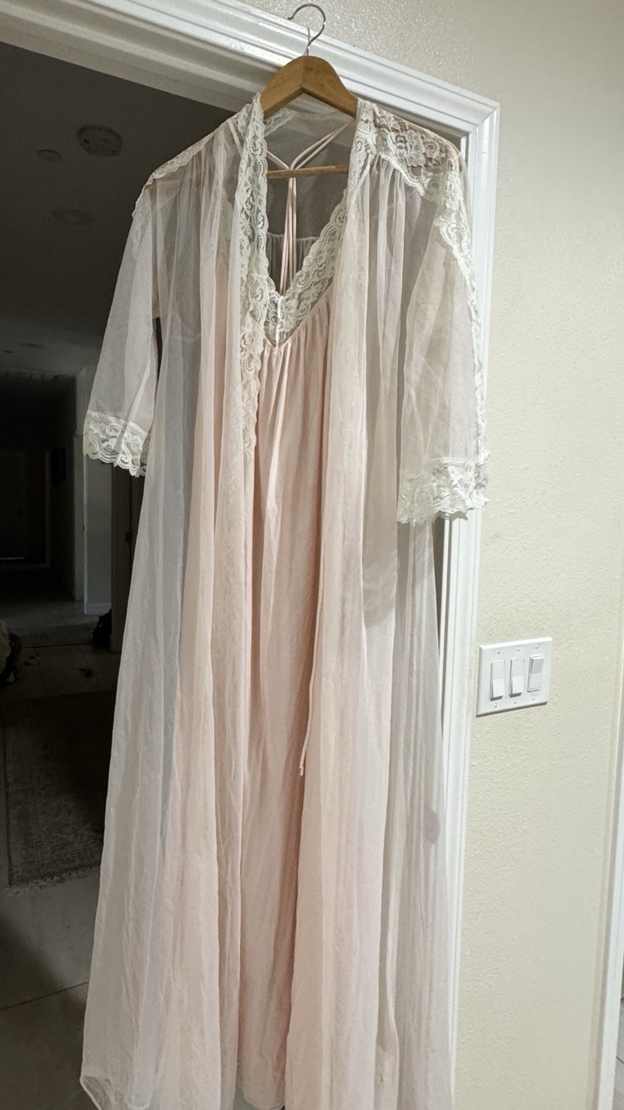 2PC Vintage L-XL 80s peignoir sheer Chiffon 100% Nylon Nightgown & Sheer Robe