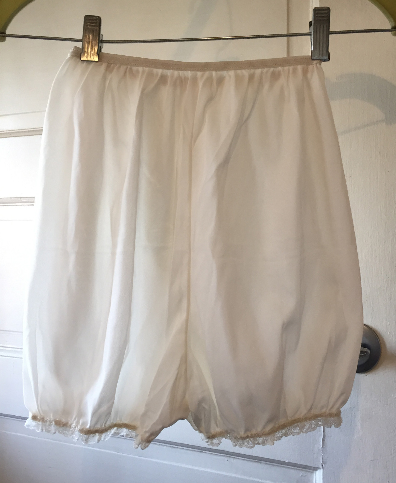 White Puffy Panties Panty Bottoms Vintage – stretch to 30″ waist