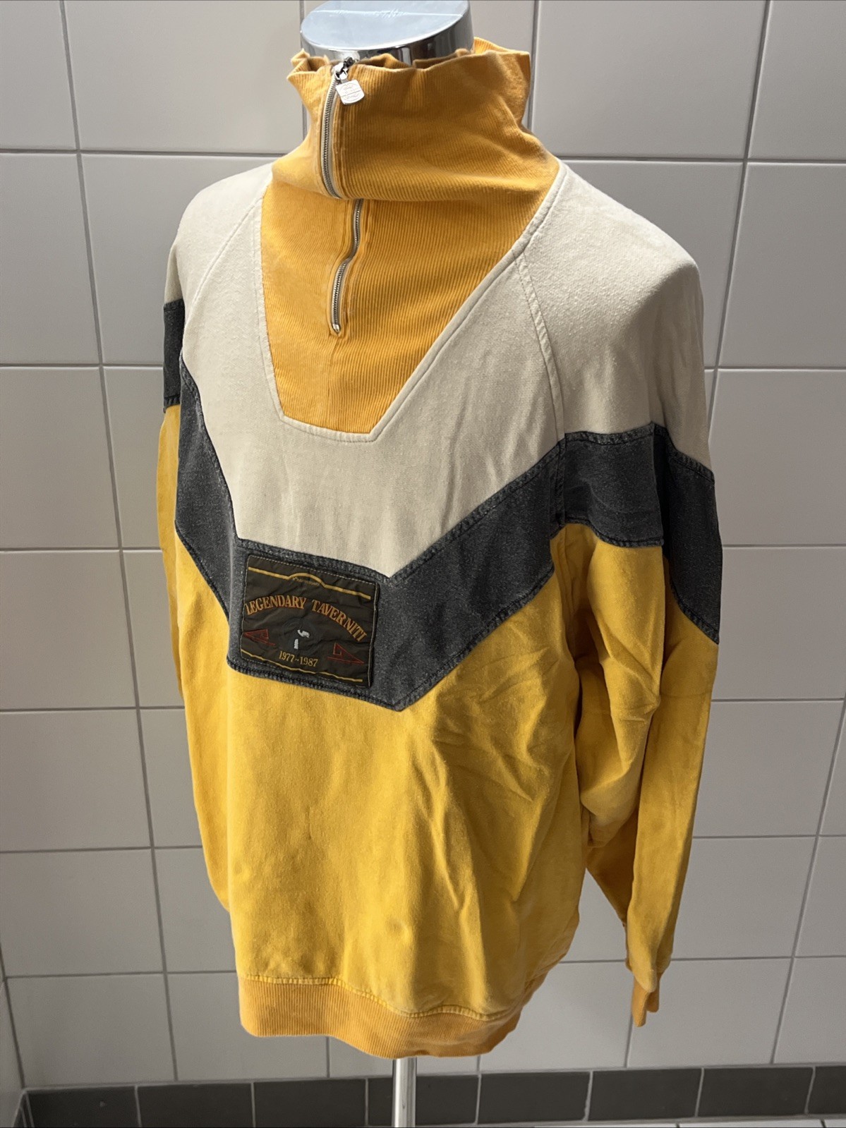 Vintage Taverniti Sweater – 10th Anniversary Legendary Taverniti 1977-1987 – XL