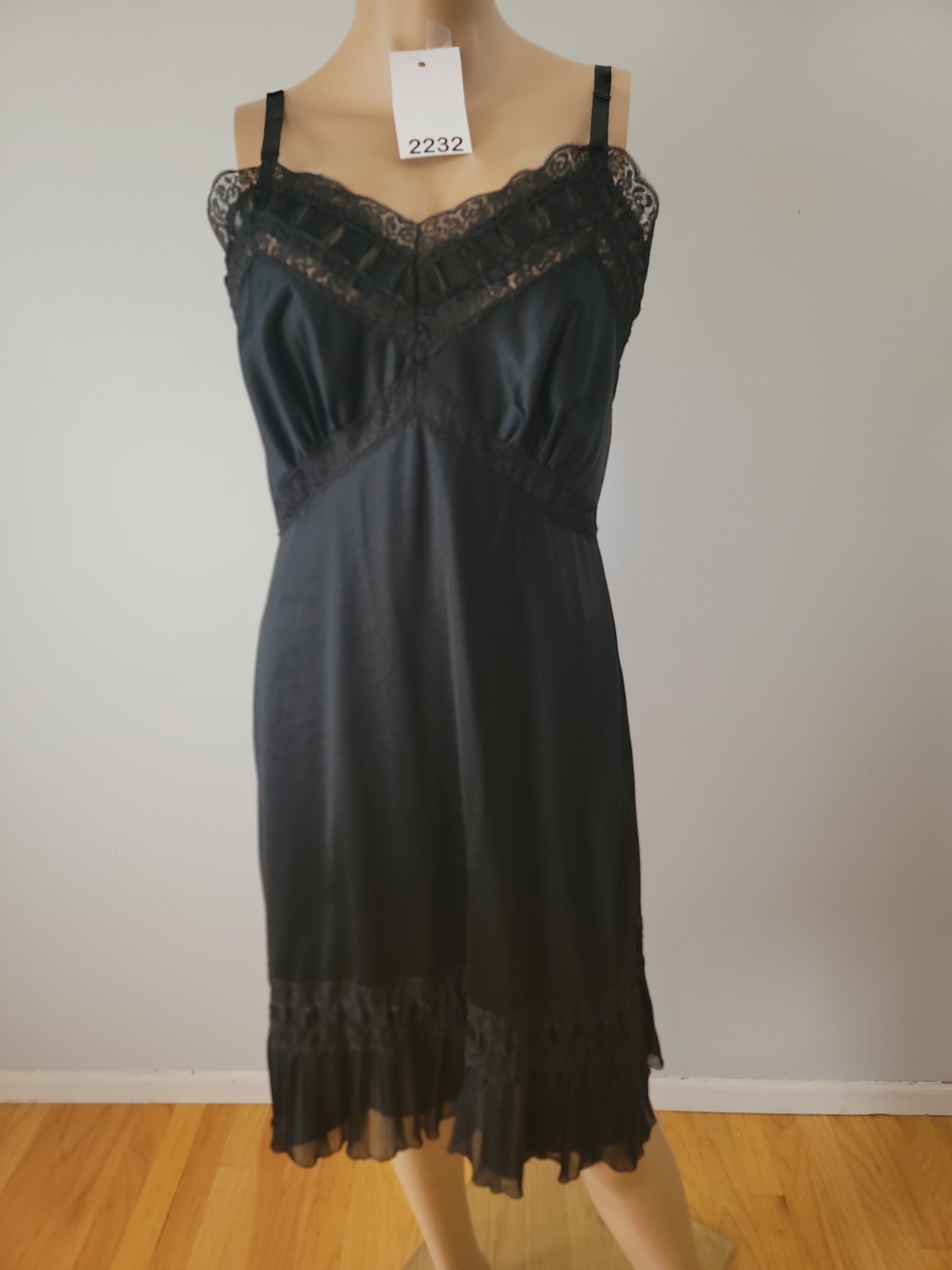 Vintage Charmode All Nylon Black Full Slip Pleat/lace Detail Size 38