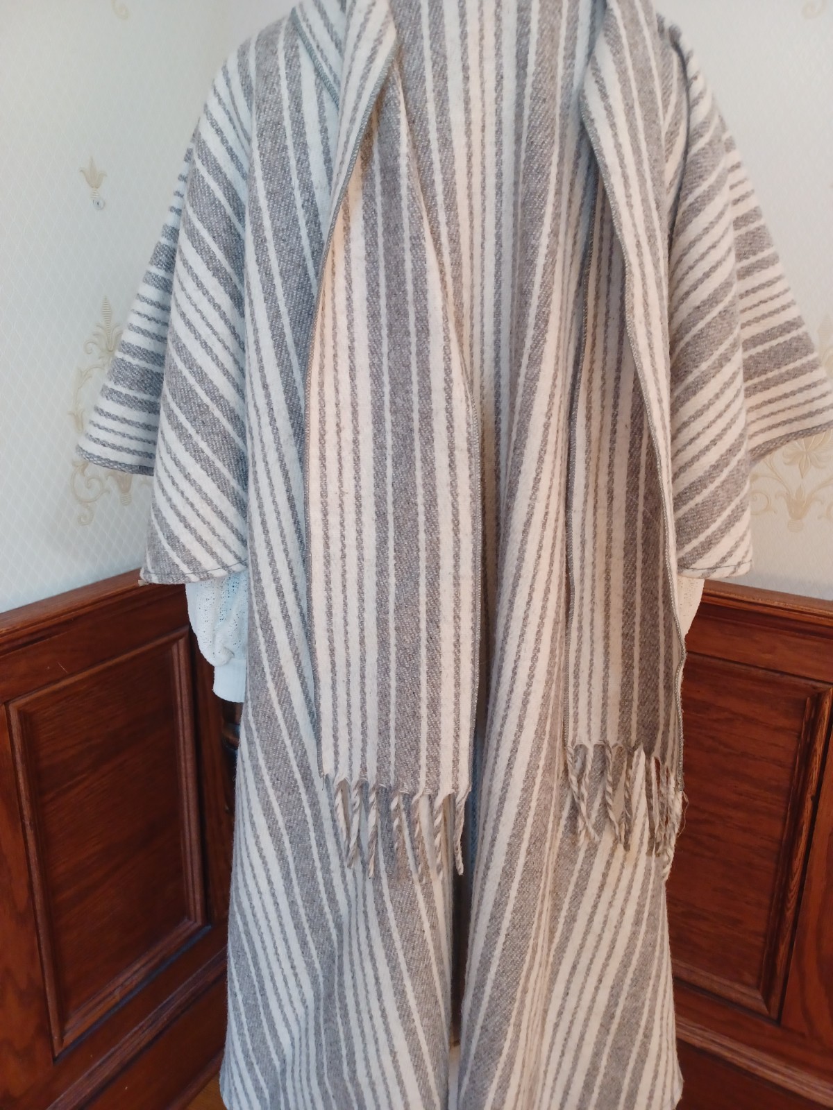 Vintage 1960s/1970s Grey Stripe Wool Boho Victorian Cottagecore Cloak Coat
