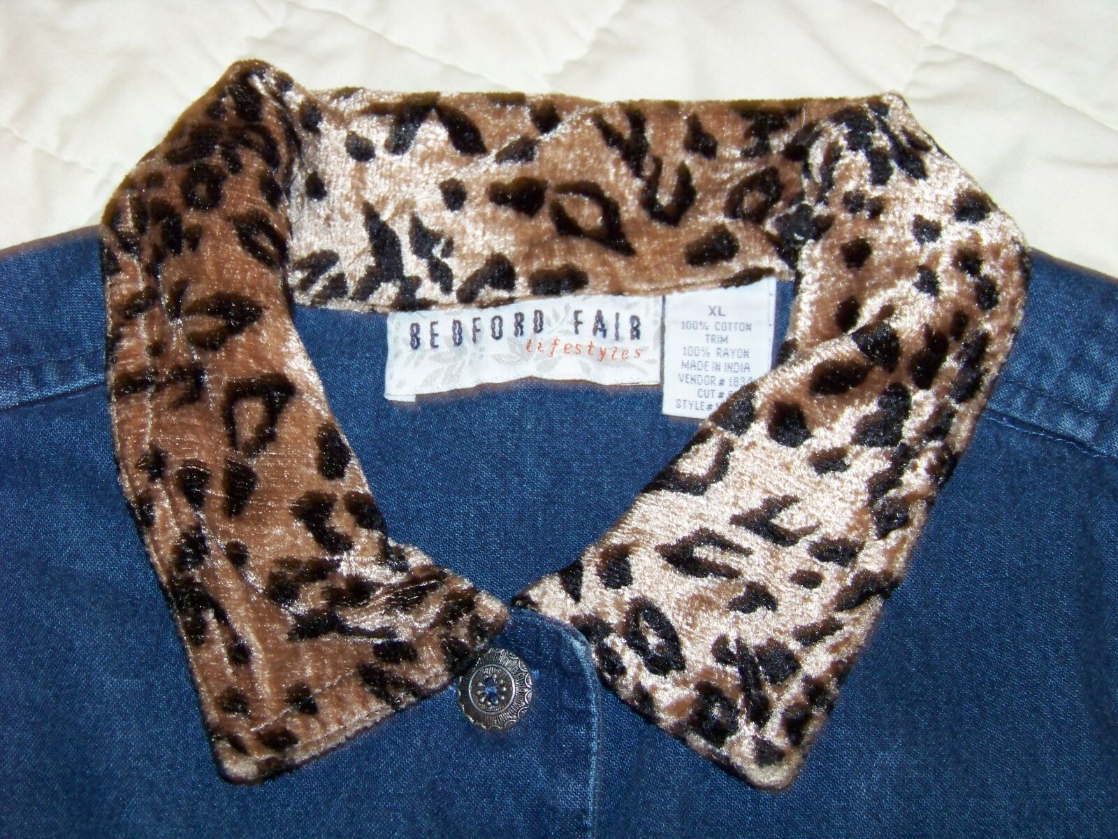 Women’s Vintage Bedford Fair Lifestyle Denim Shirt Jacket – XL – Plush Trim