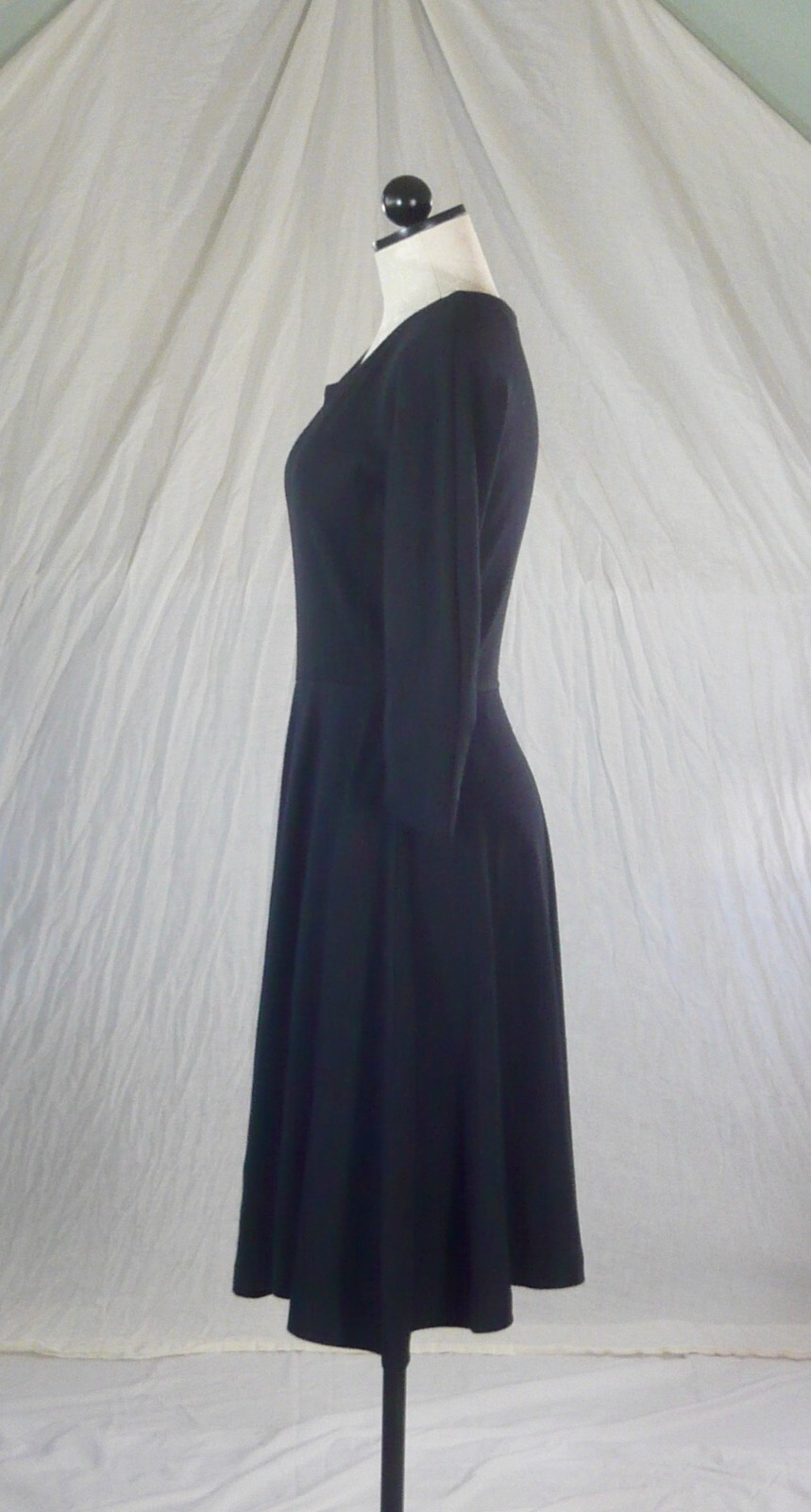MAX MARA vintage 90s wool minimalist perfection LITTLE BLACK DRESS fit + flare M