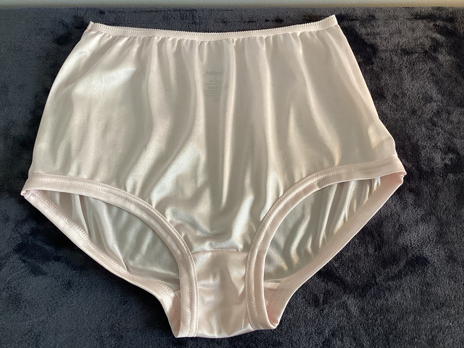 National Pink Nylon Granny panties hi-waist banded leg openings & shimmery Sz 8