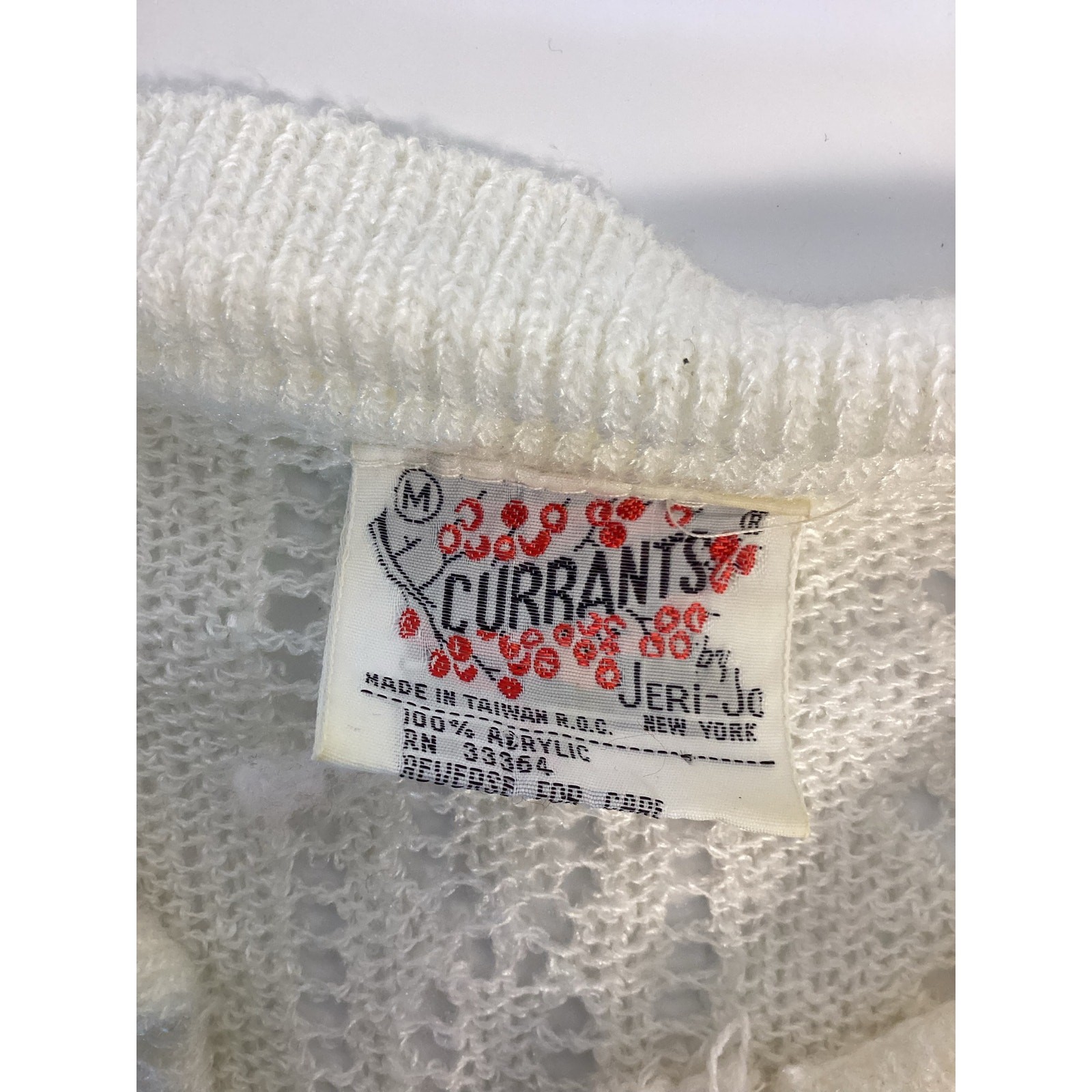 Vintage 70’s 80’s Women’s Girls Sweater Currants Acrylic M Lightweight Roses