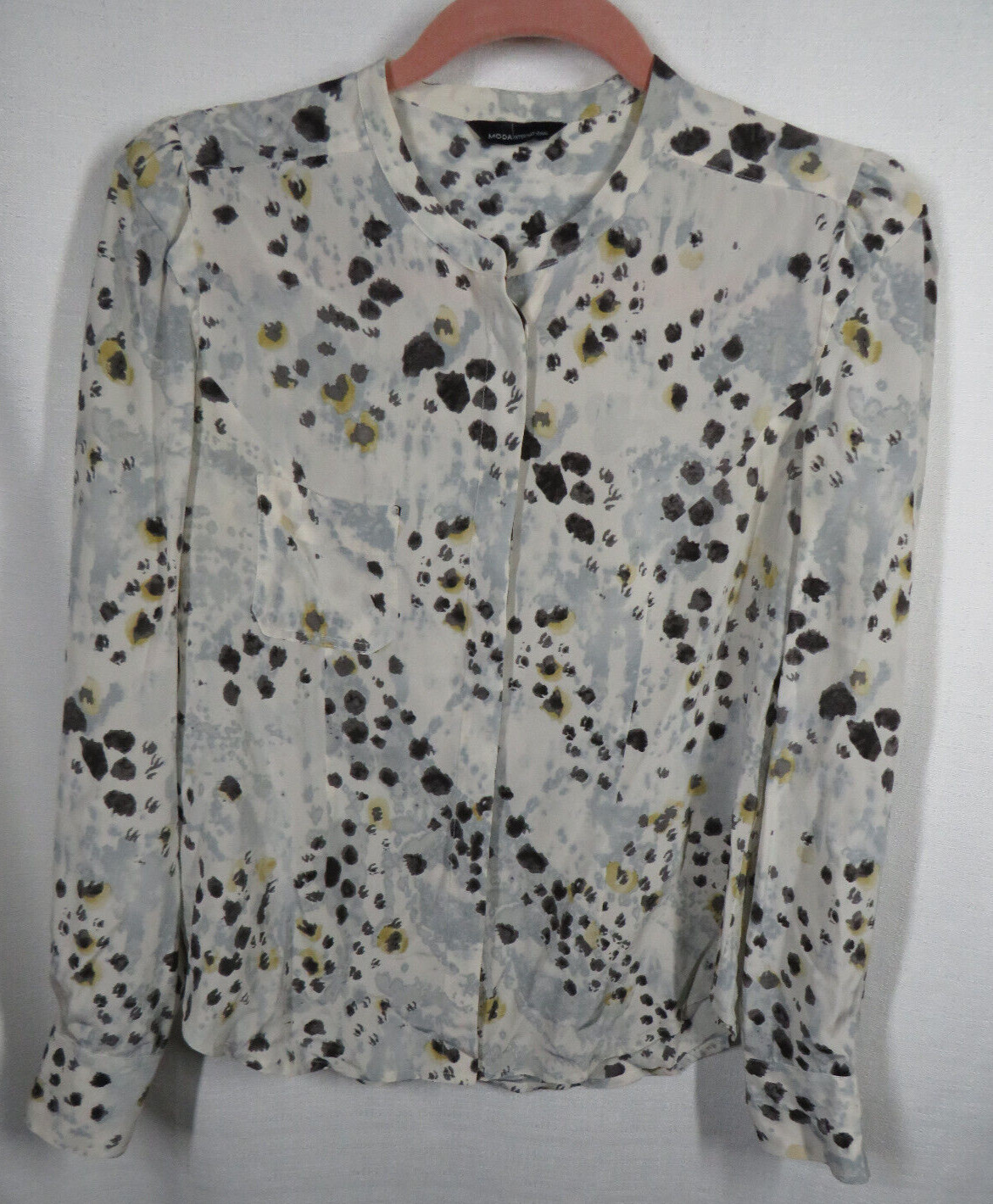 Vintage Moda Int. Victoria’s Secret Animal Print Long Sleeve Blouse Size Small
