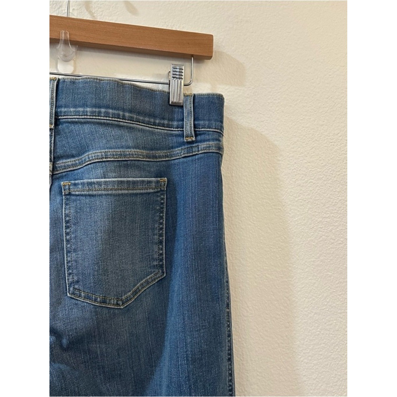 SPANX Seamed Front Wide Leg Denim Jeans Size Medium Vintage Indigo