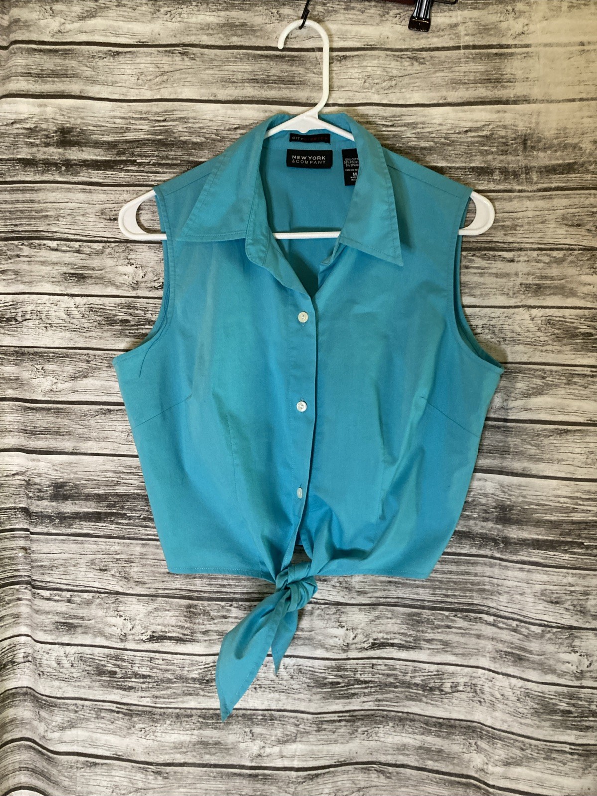 Y2K New York And Company Cropped Collard V-neck Top M Front Tie Resort Vacation