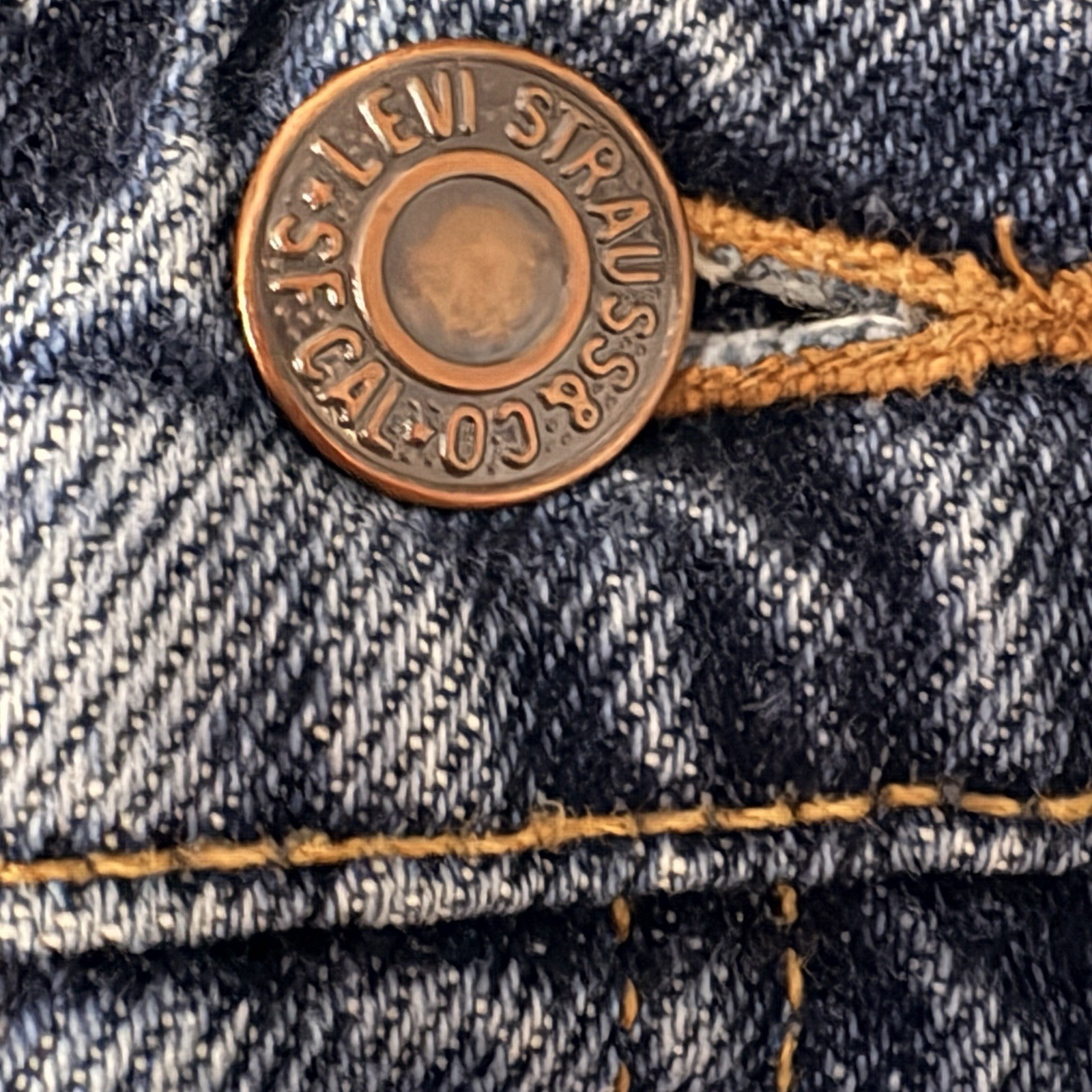 Vtg 90’s 550 Levi’s paper tag Y2K Indi 24/26 high waist Mom Jeans USA Stonewash
