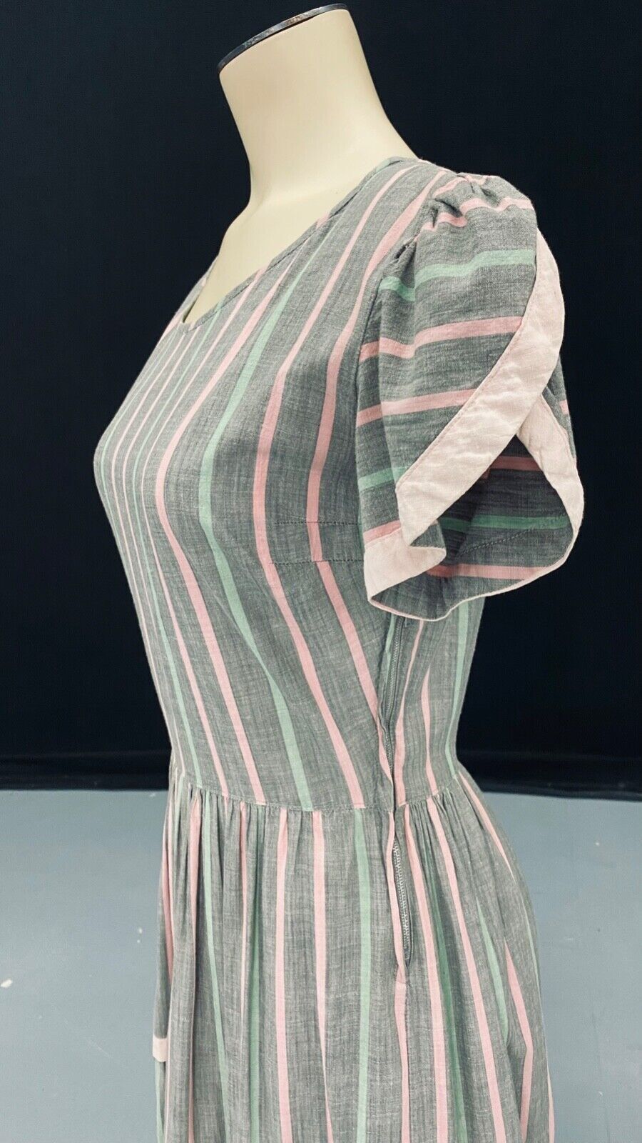 Vintage 1940s gray cotton dress, pink green stripe short puffed sleeves XS S