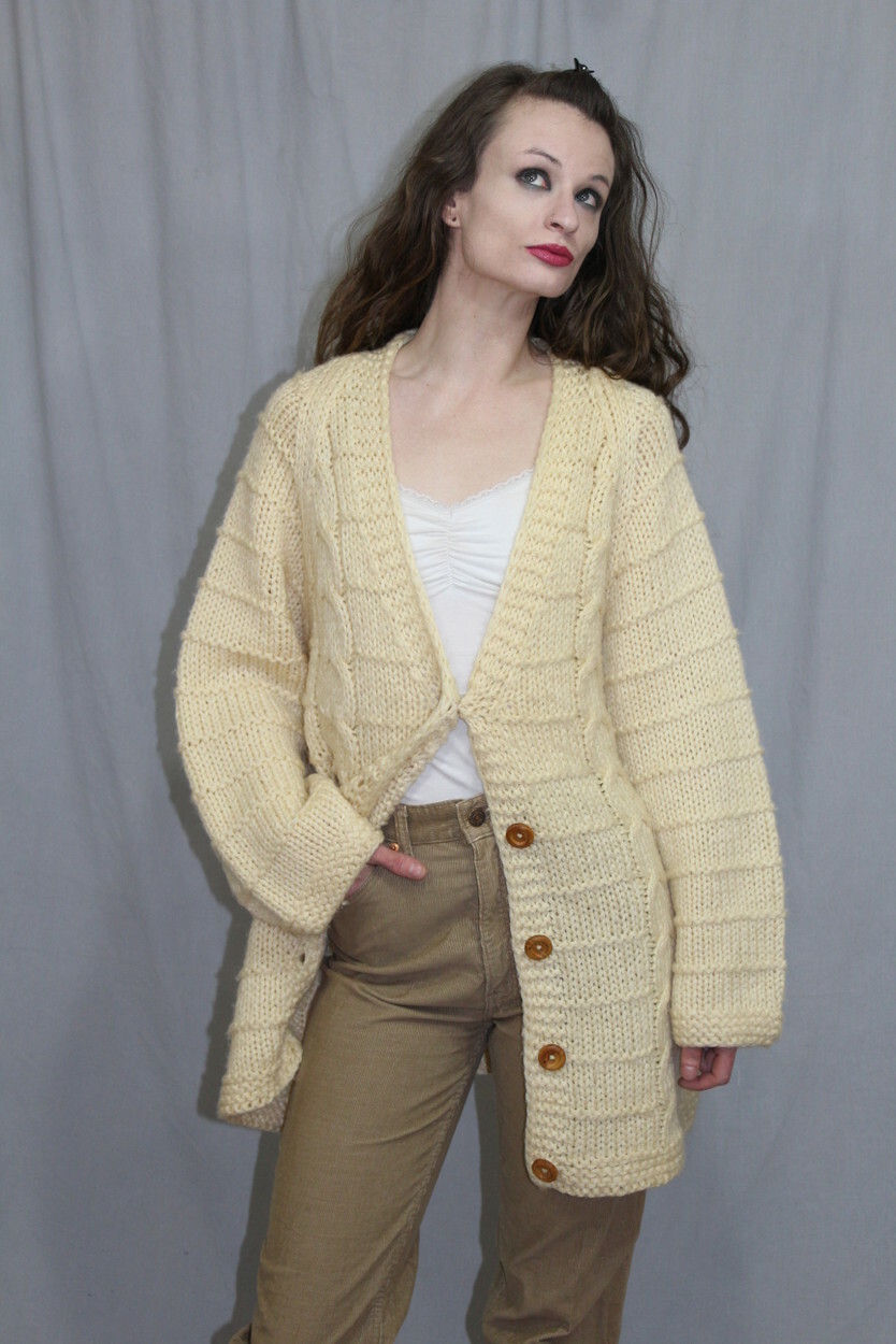 Vintage 80s Cream CHUNKY Knit WOOD Button Retro Cardigan Sweater Jacket S M L