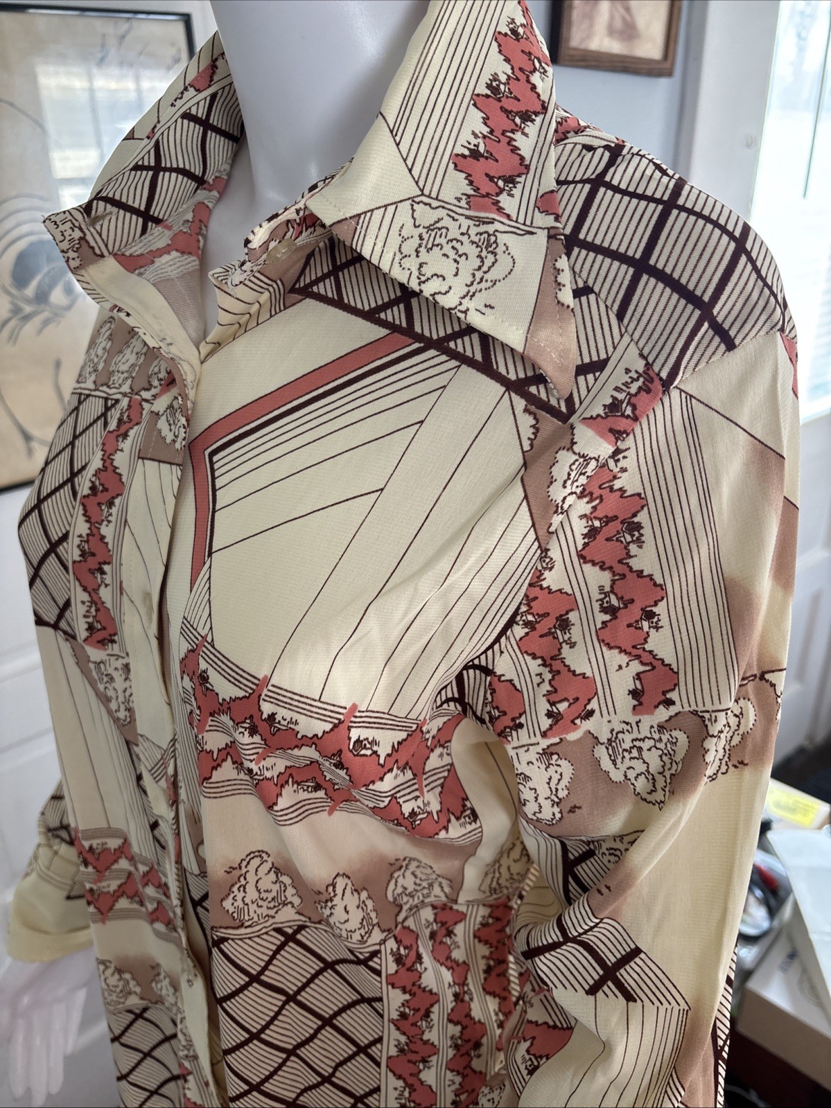 VTG 70s Women’s Disco Graphic Button Up Brown Pink LADY ARROW Dagger Collar