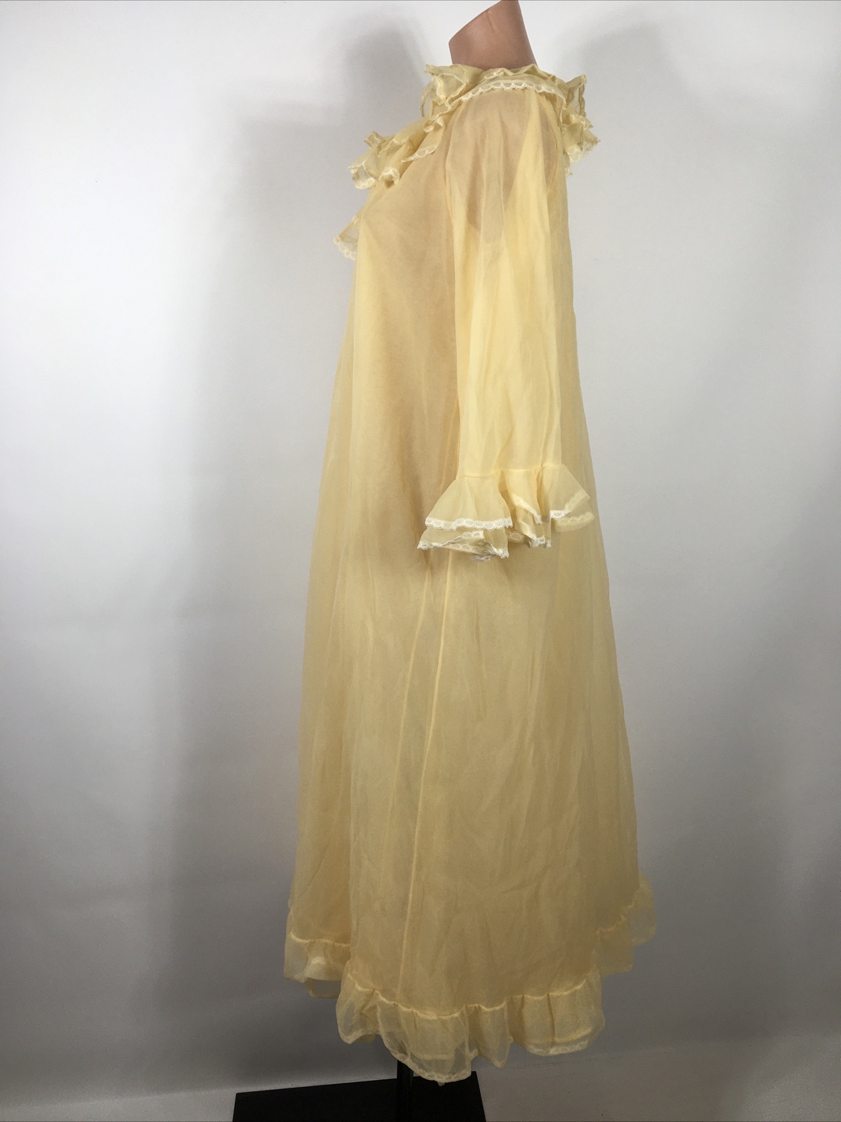 Vtg 60s Worth Chiffon Robe Ruffle Babydoll Sweep Lingerie Nightgown Wedding S