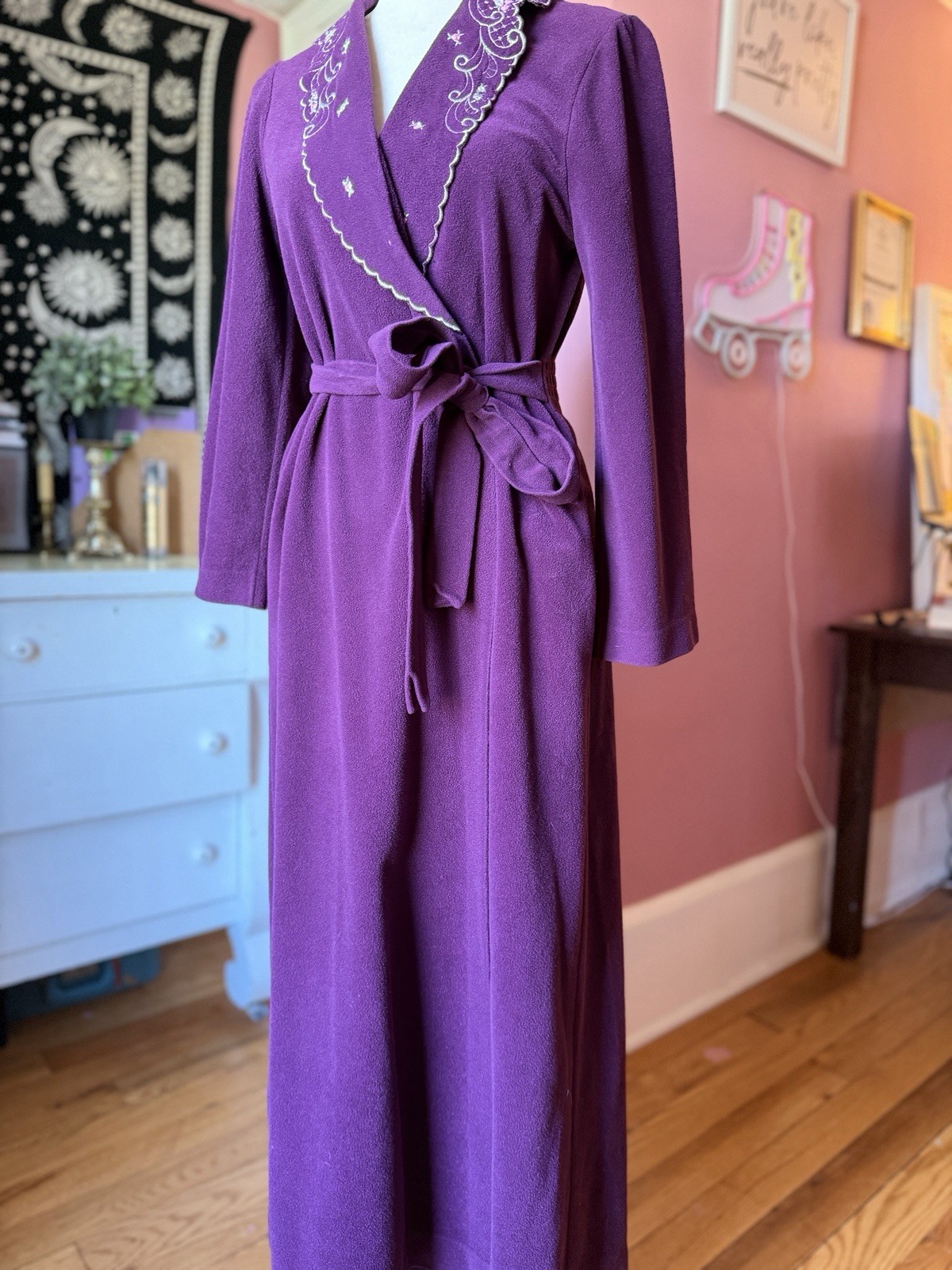 Vintage USA Shadowline Purple Velvet Floral Evening Robe Size Small