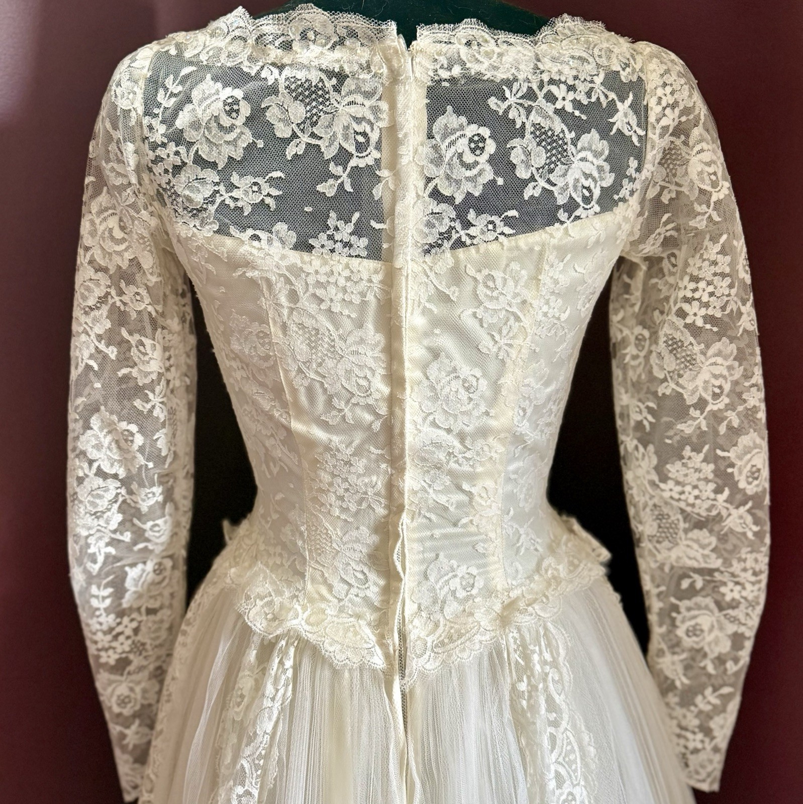 VTG 50s MCM Ivory Cupcake Accordion Tulle Lace Satin Wedding Dress & Headpiece