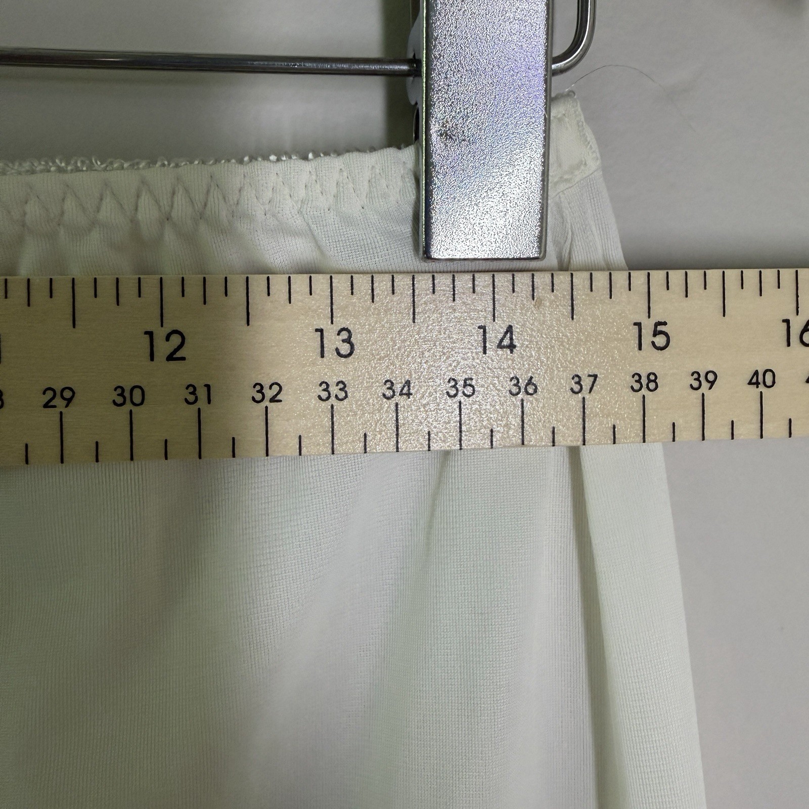 Rare true vintage 1960s/1970s Empress Maid white maxi half-slip Sz S-M