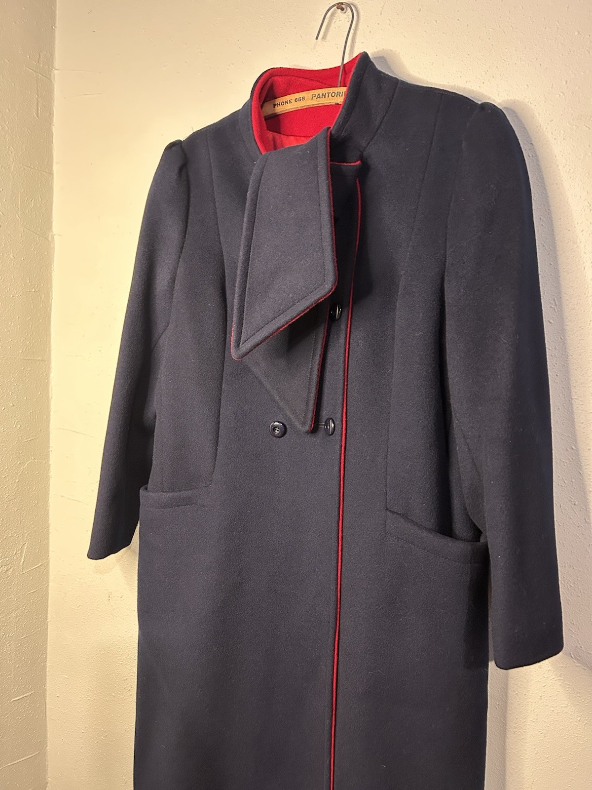 Vintage 1940s Central Park Forstmann Fabrics Wool Navy Dark Red Coat Tie Neck