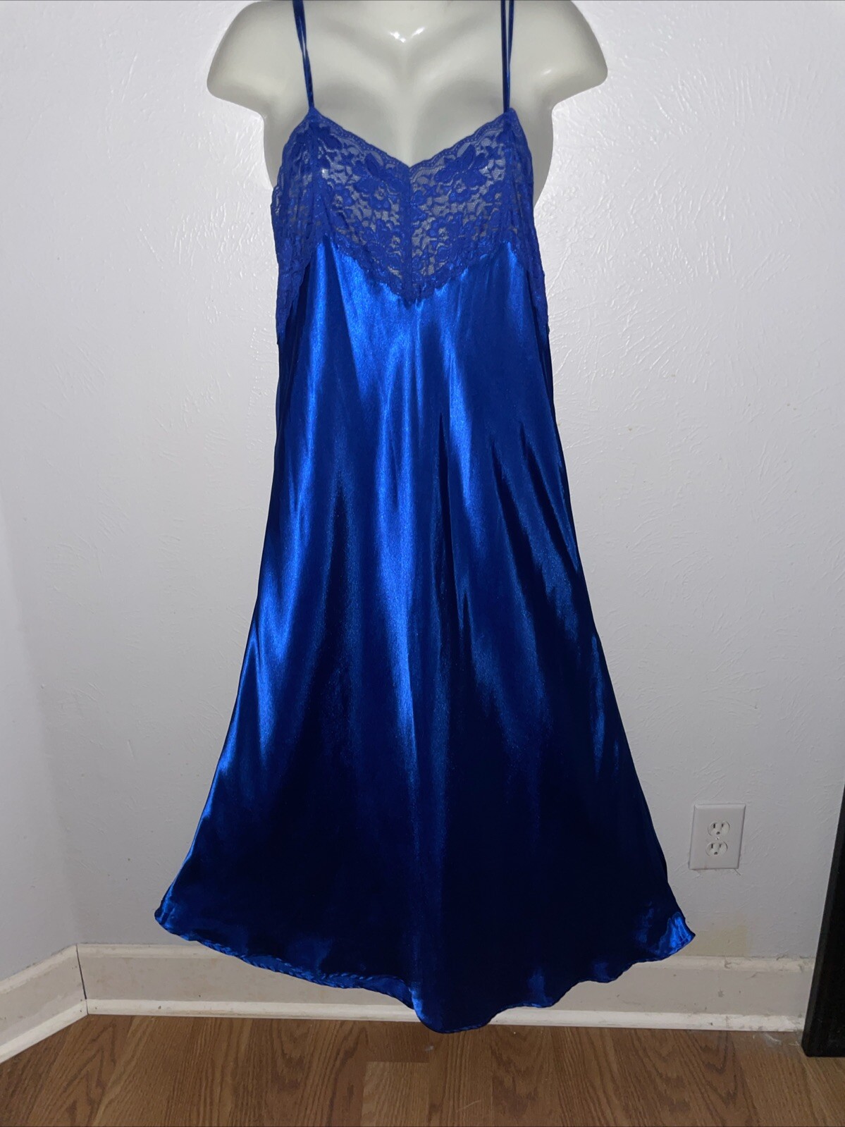 Amoureuse M 14/16 SATIN GLAMOUR Long GOWN Liquid NIGHTGOWN Lingerie Dress Plus