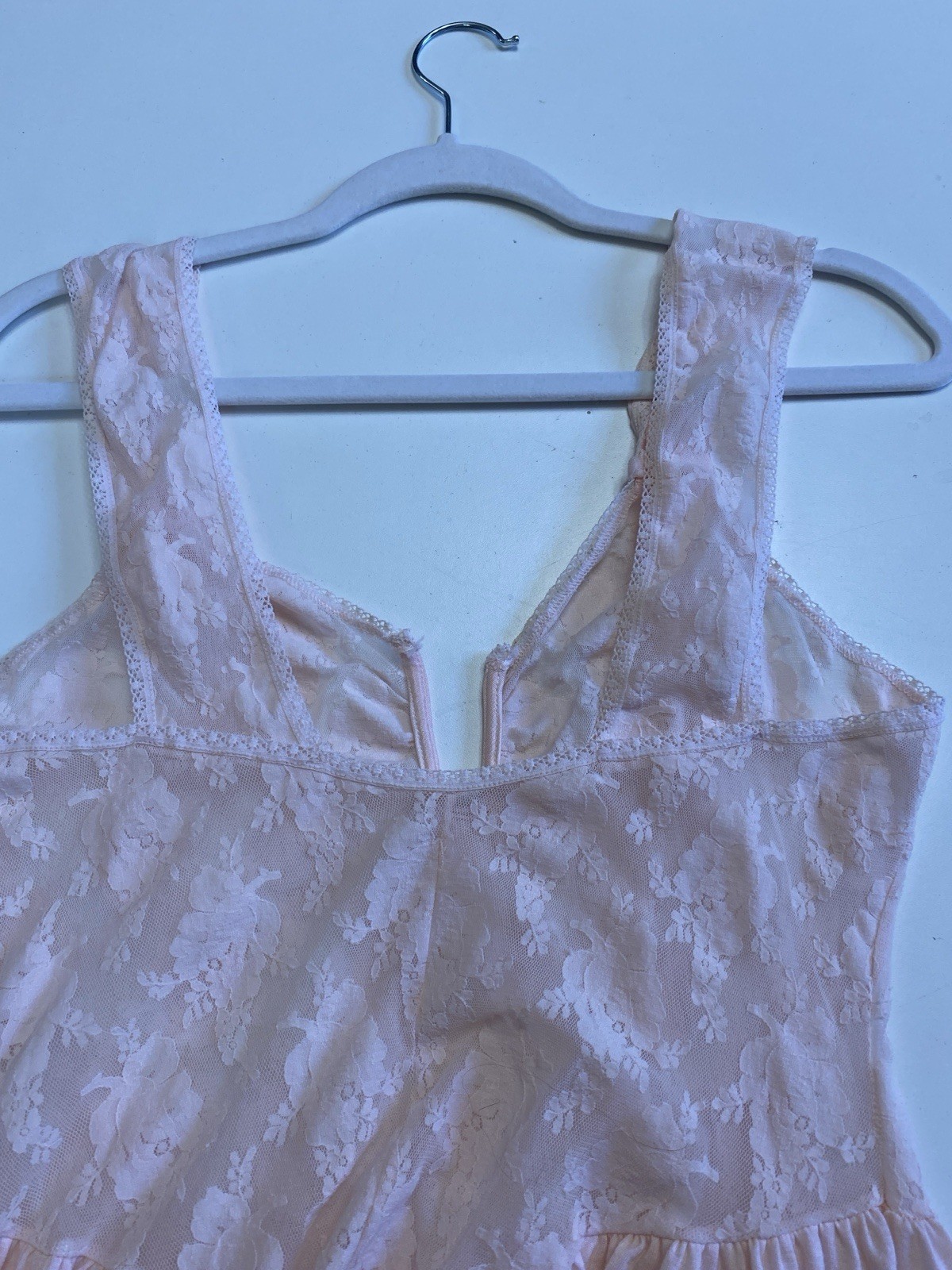 Vintage 80s Victoria Secret Gold Crown L Stretch Lace Bodice Nightgown Pink
