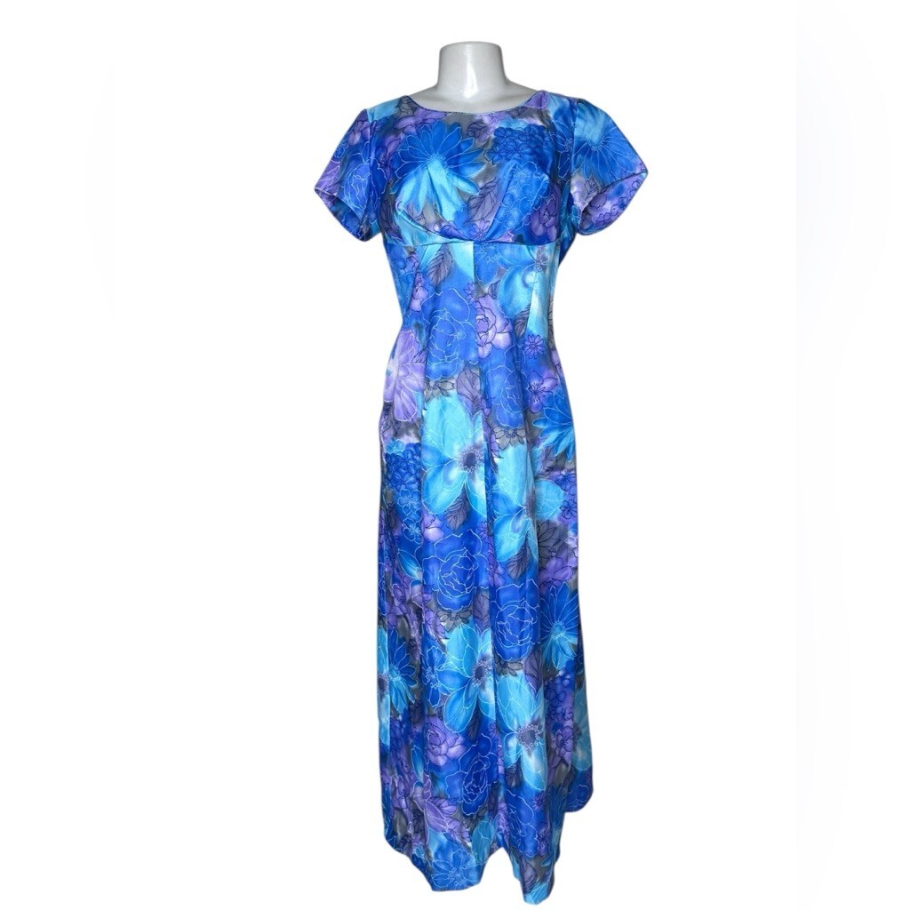 VTG 70s Sun Fashions of Hawaii Floral Muumuu Dress Blue Purple Maxi Aloha Gown