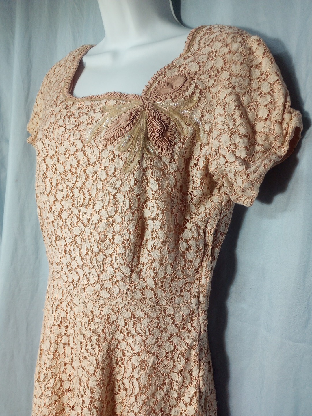 Vintage Dress Styled By Well Made Sz Medium Pale Pink Lace Overlay Sequins