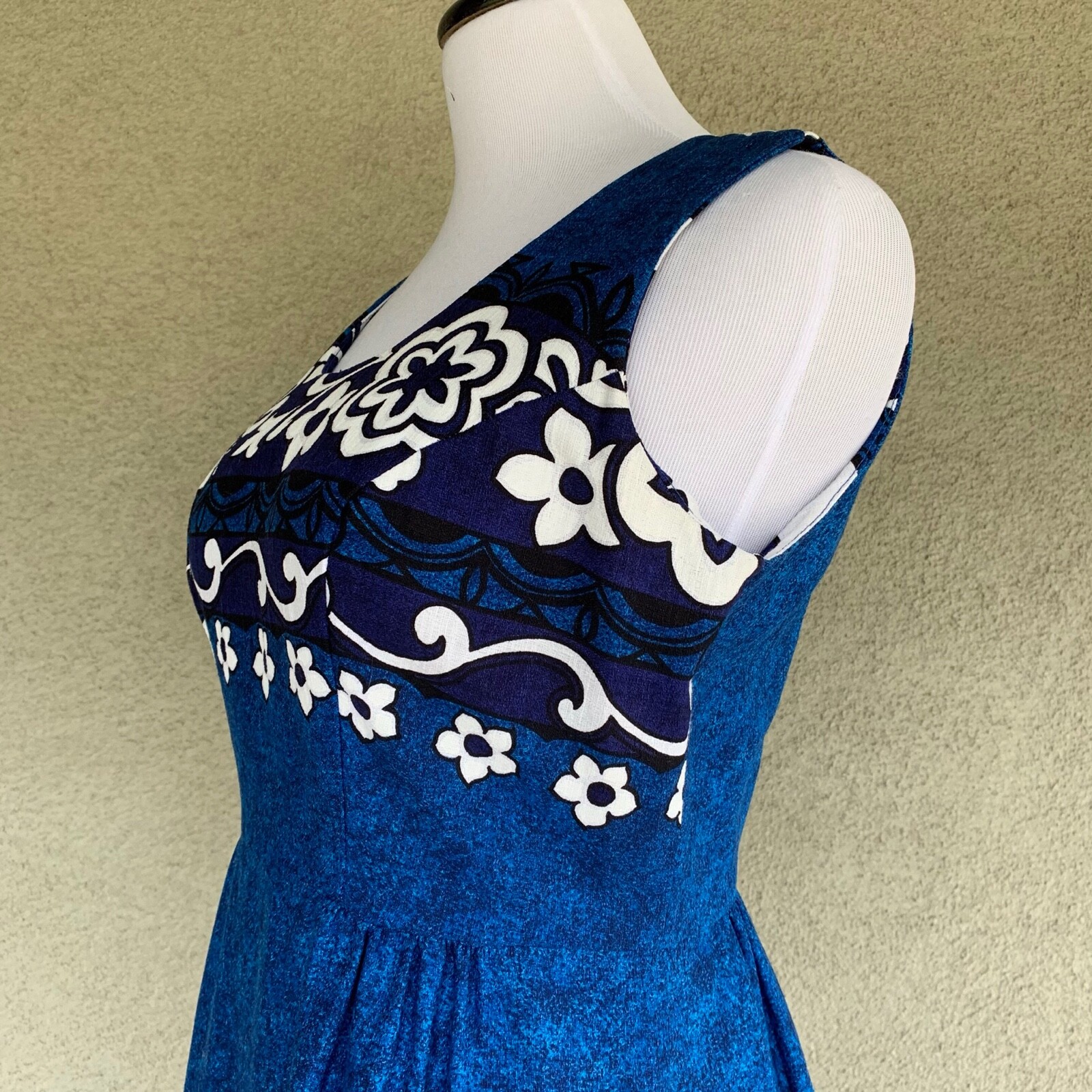 Penney’s Hawaii 70s Vintage Hawaiian Barkcloth Muumuu Dress